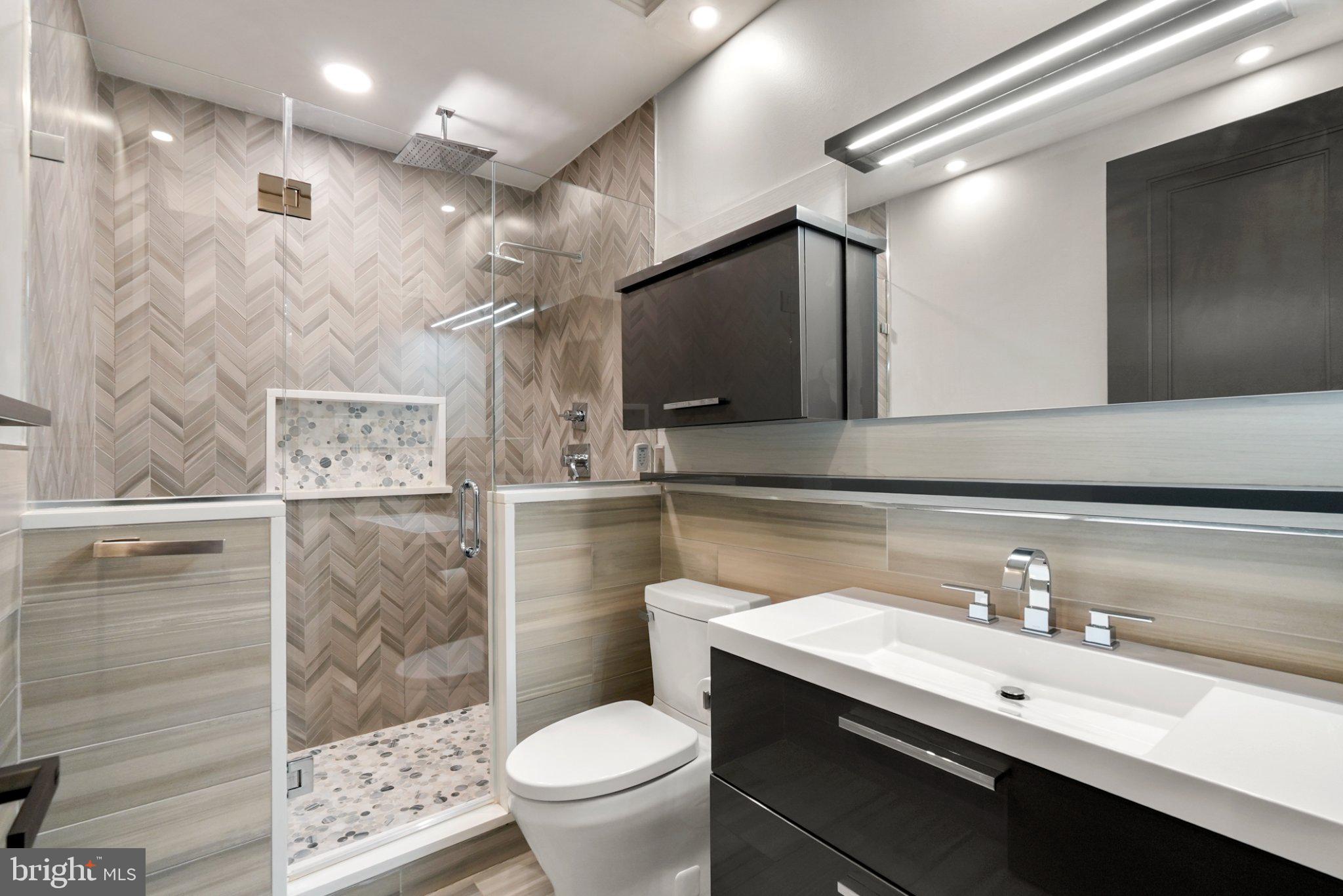 BUSTLETON - Residential