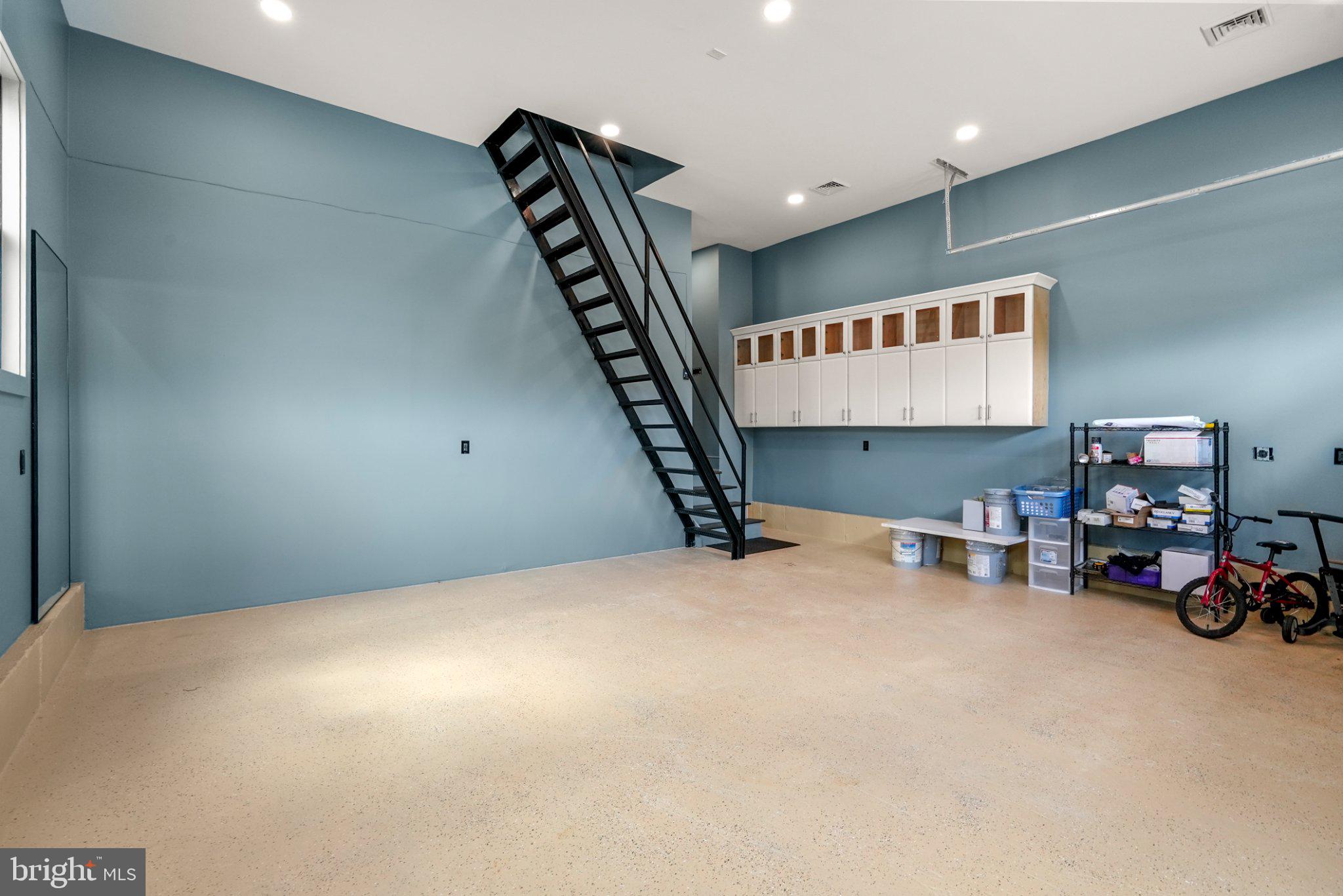 BUSTLETON - Residential