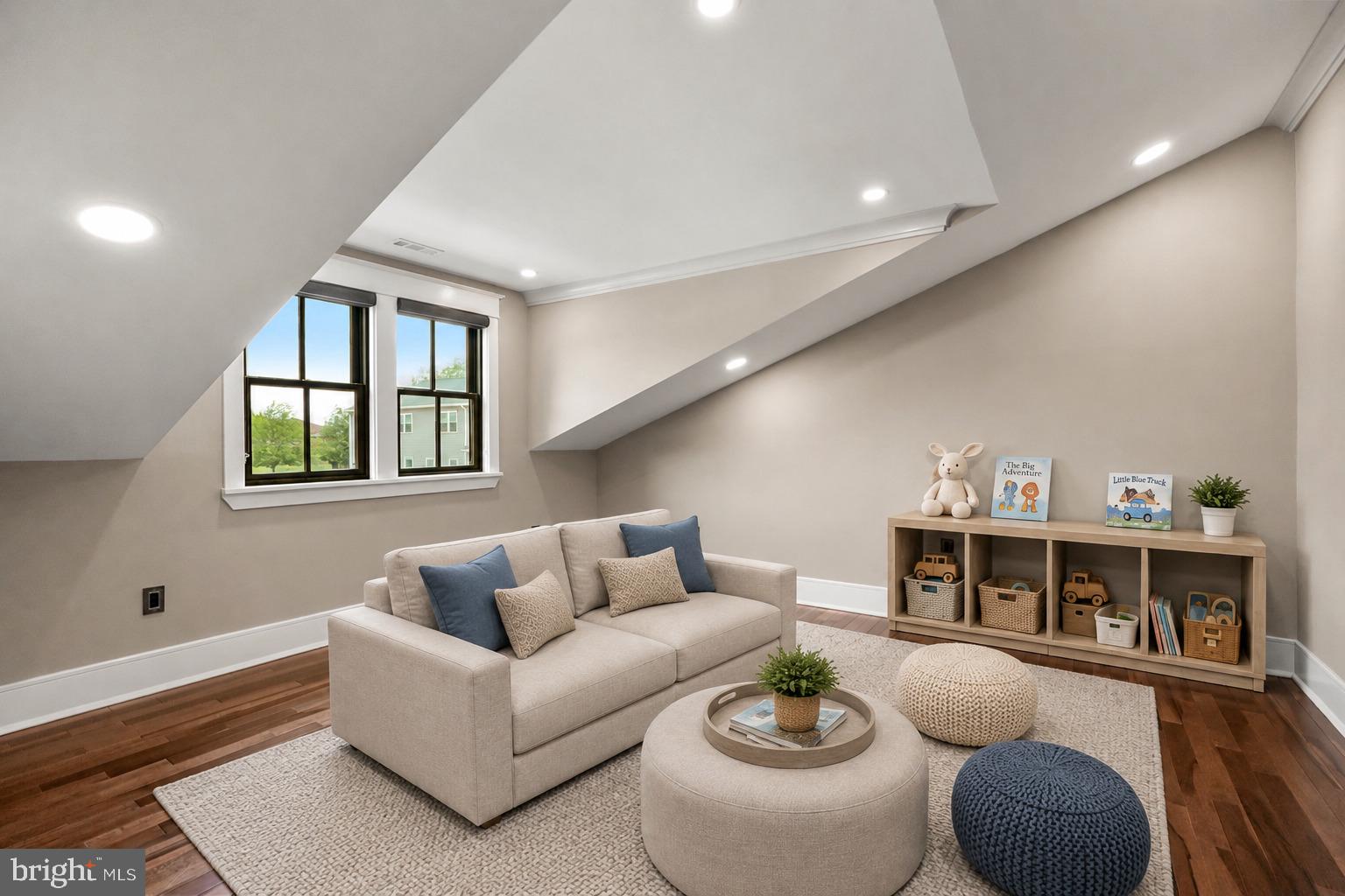 BUSTLETON - Residential