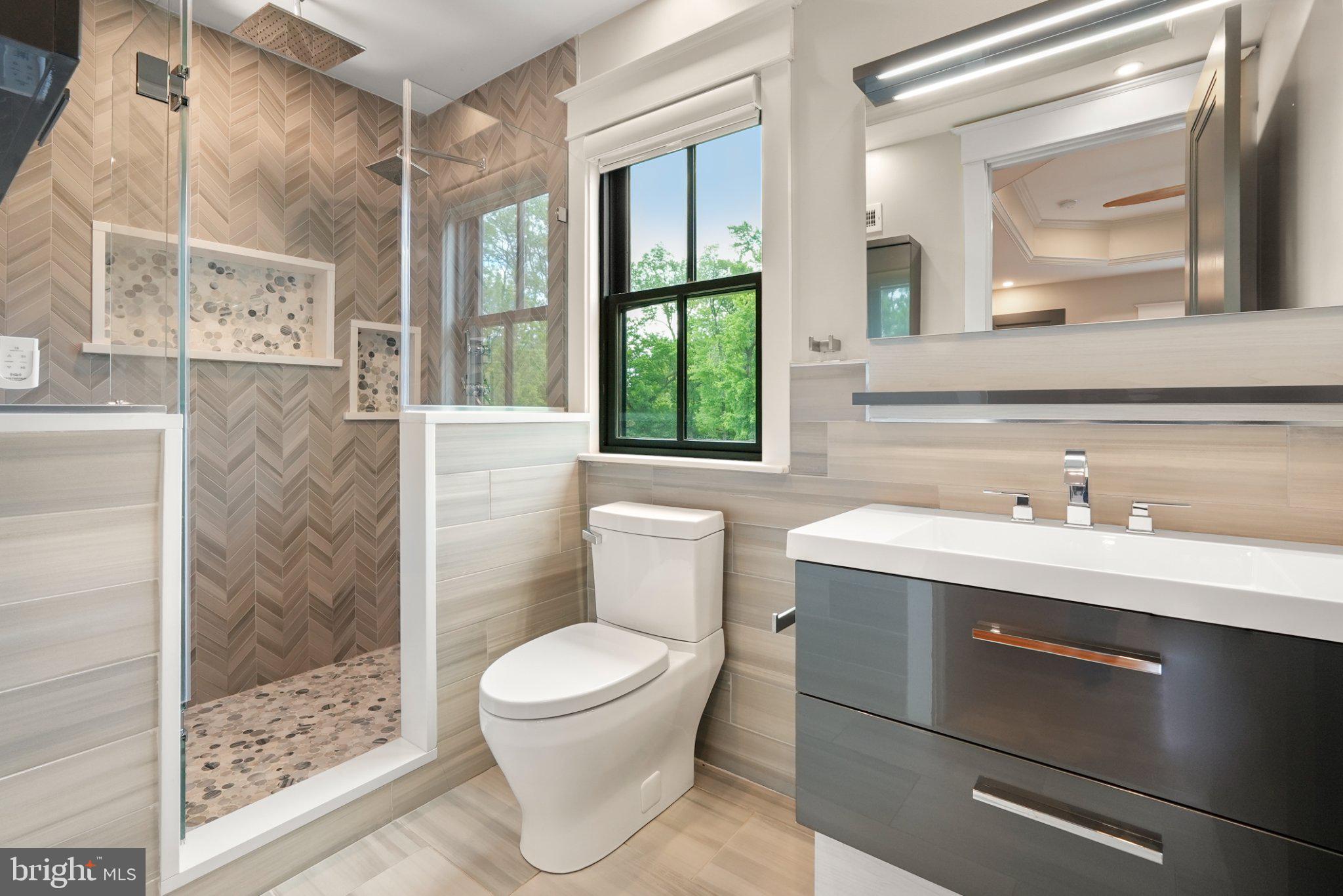 BUSTLETON - Residential
