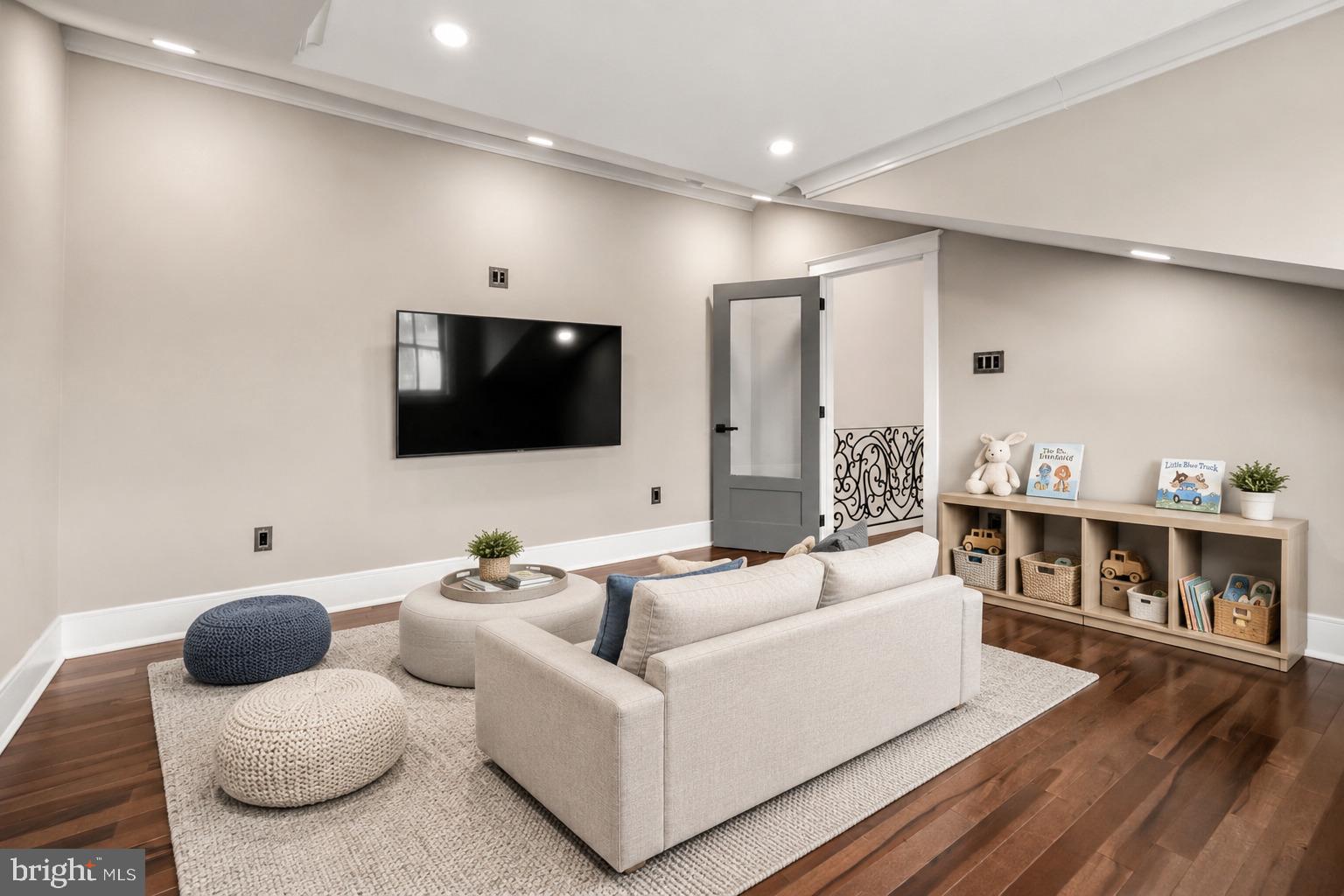 BUSTLETON - Residential