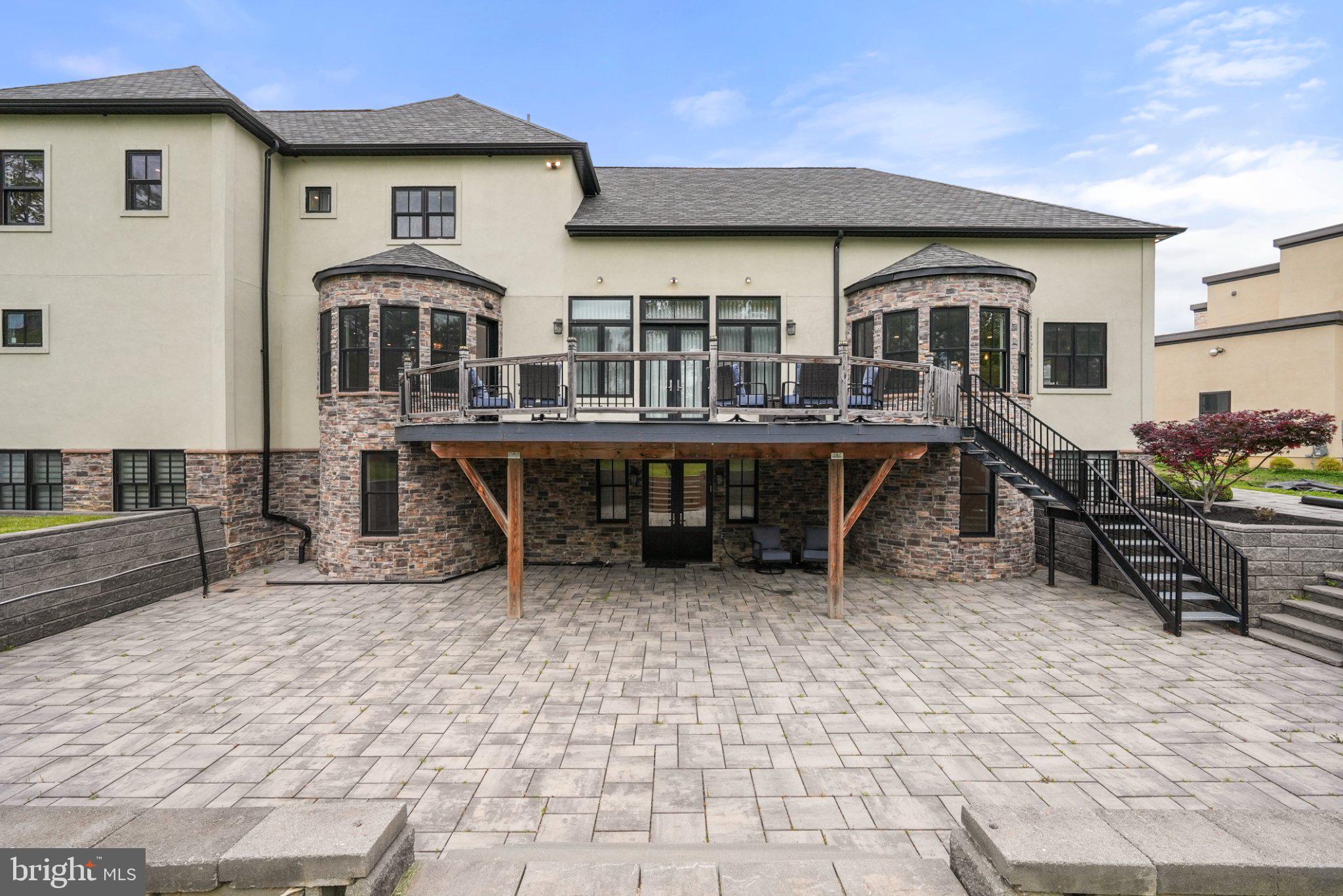 BUSTLETON - Residential