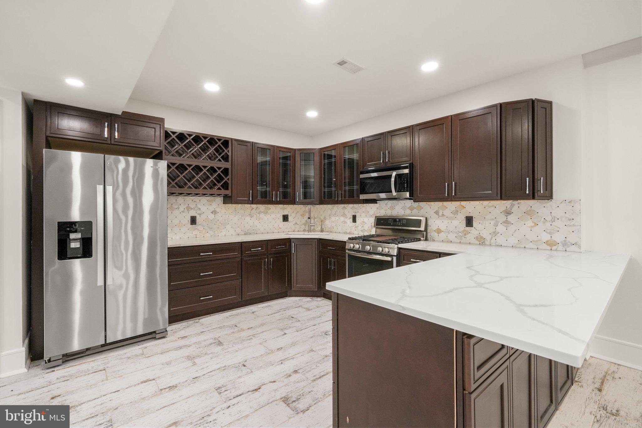 BUSTLETON - Residential