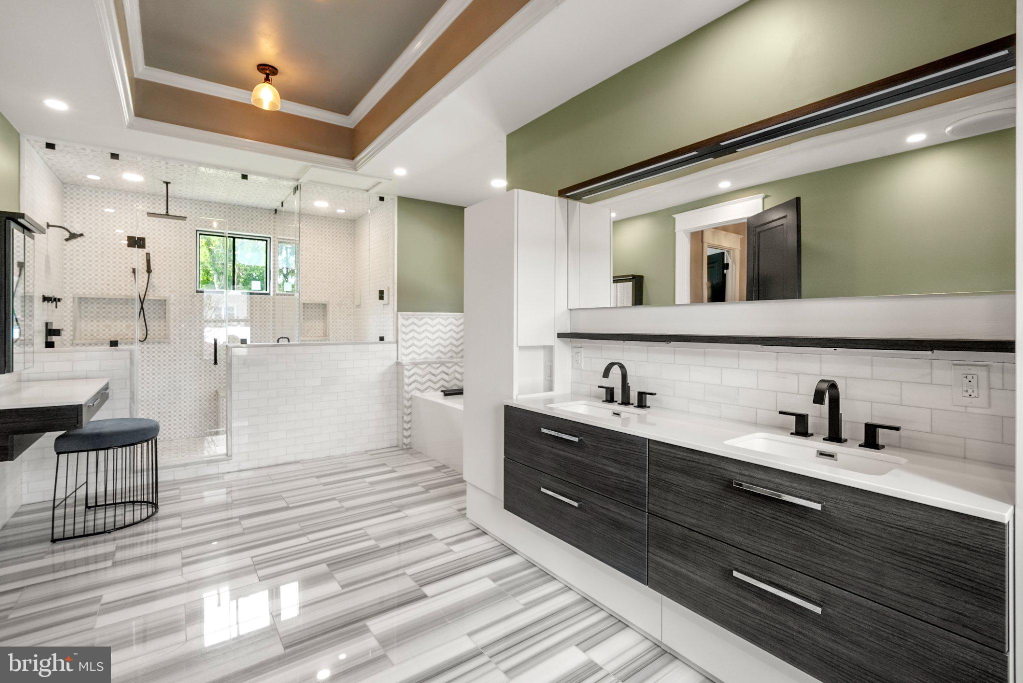 BUSTLETON - Residential