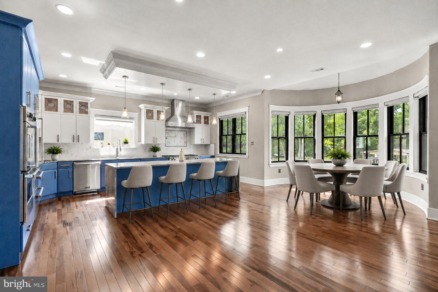 BUSTLETON - Residential