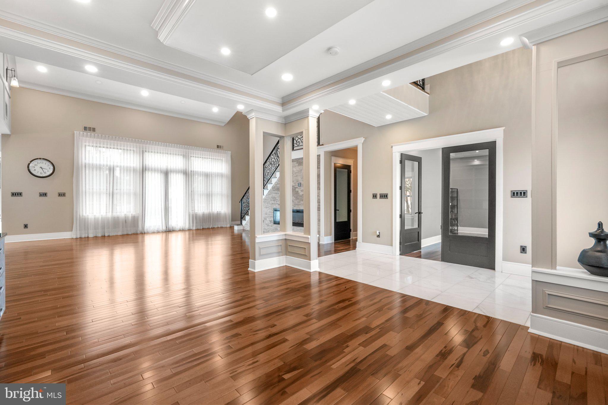 BUSTLETON - Residential
