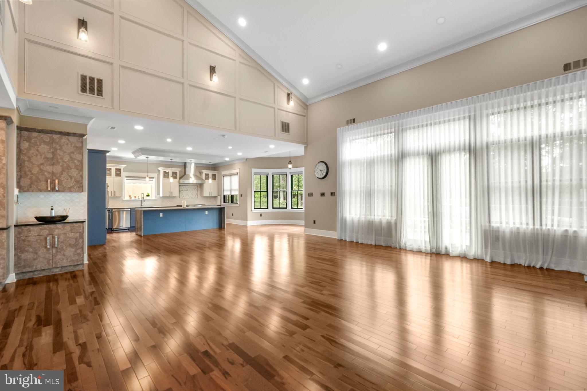 BUSTLETON - Residential