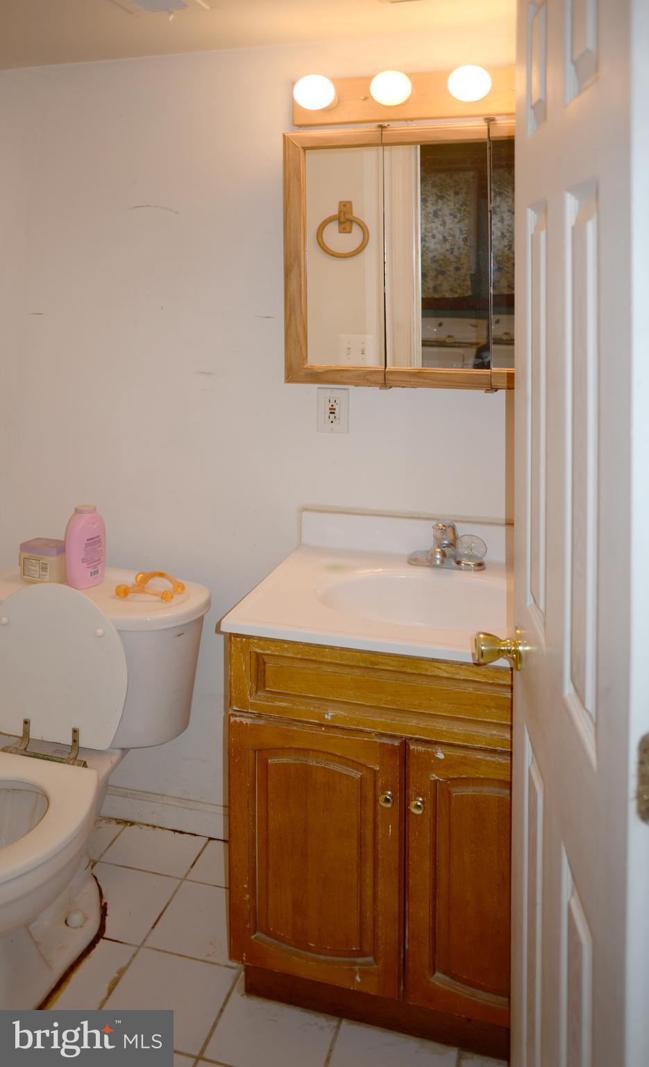 POTOMAC WOODS IND HEAD - Residential