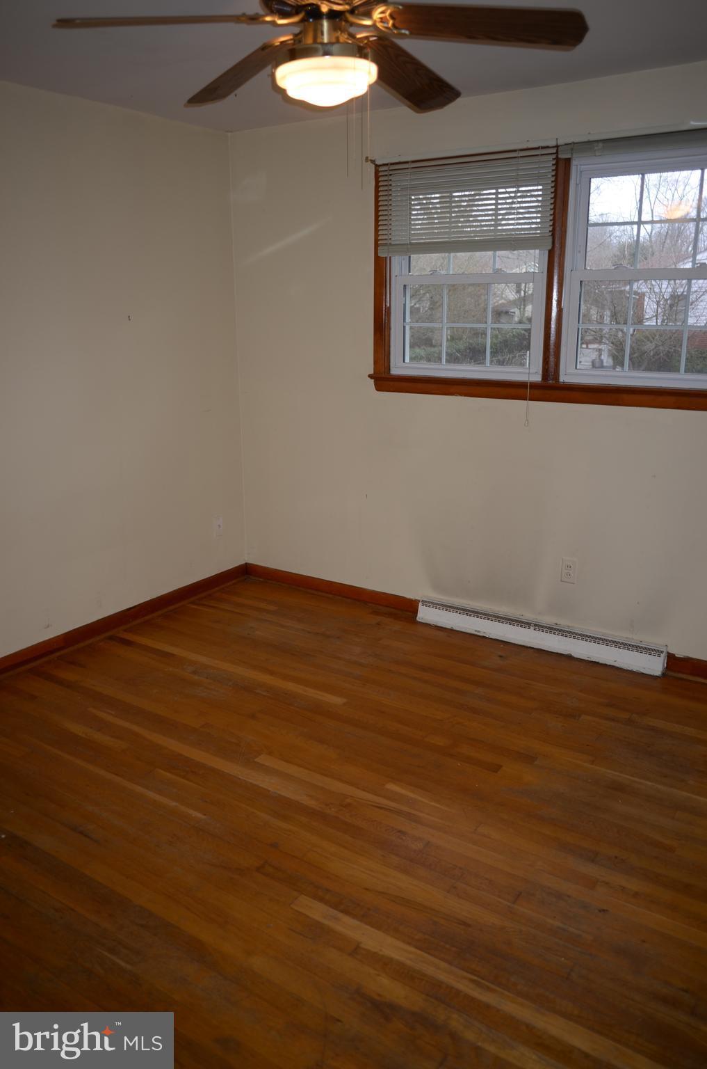 POTOMAC WOODS IND HEAD - Residential