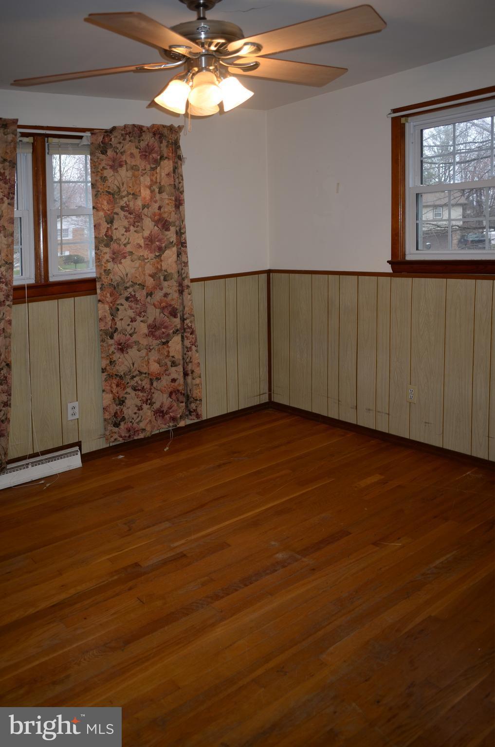 POTOMAC WOODS IND HEAD - Residential