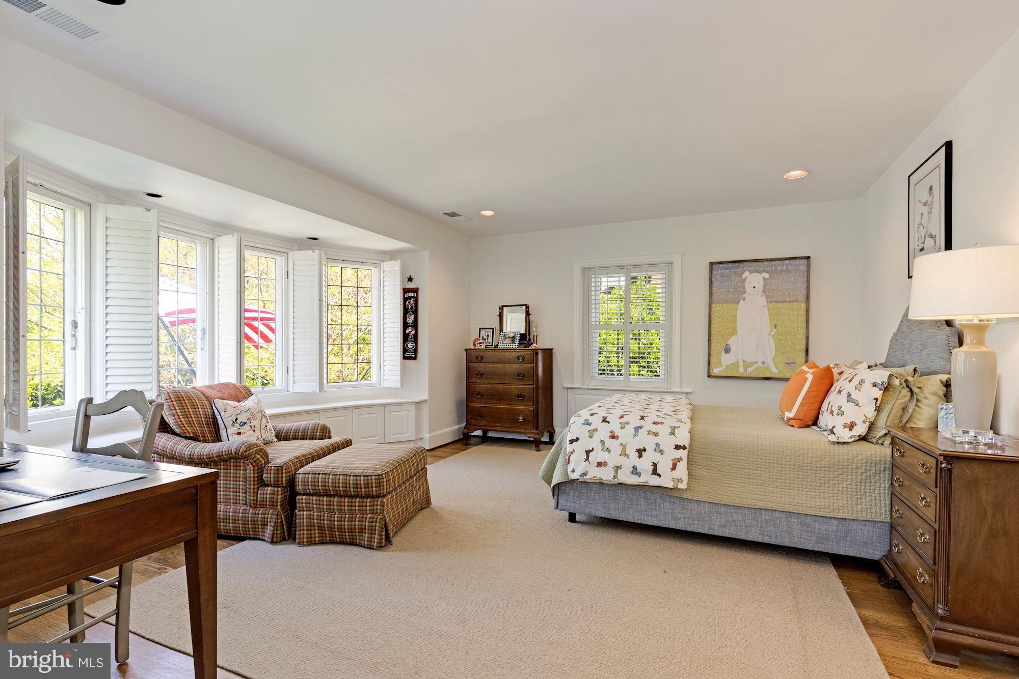 WESLEY HEIGHTS - Residential
