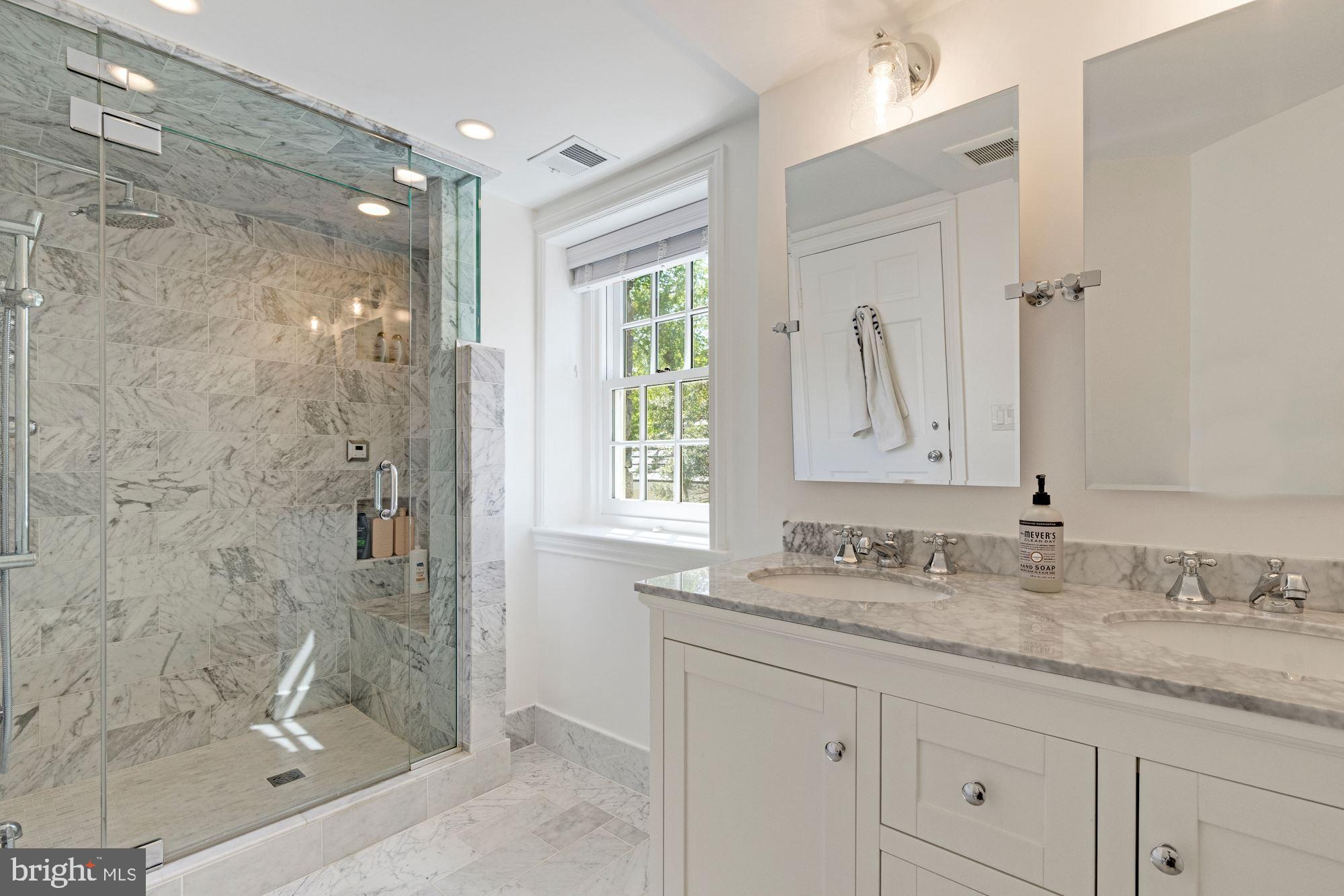 WESLEY HEIGHTS - Residential