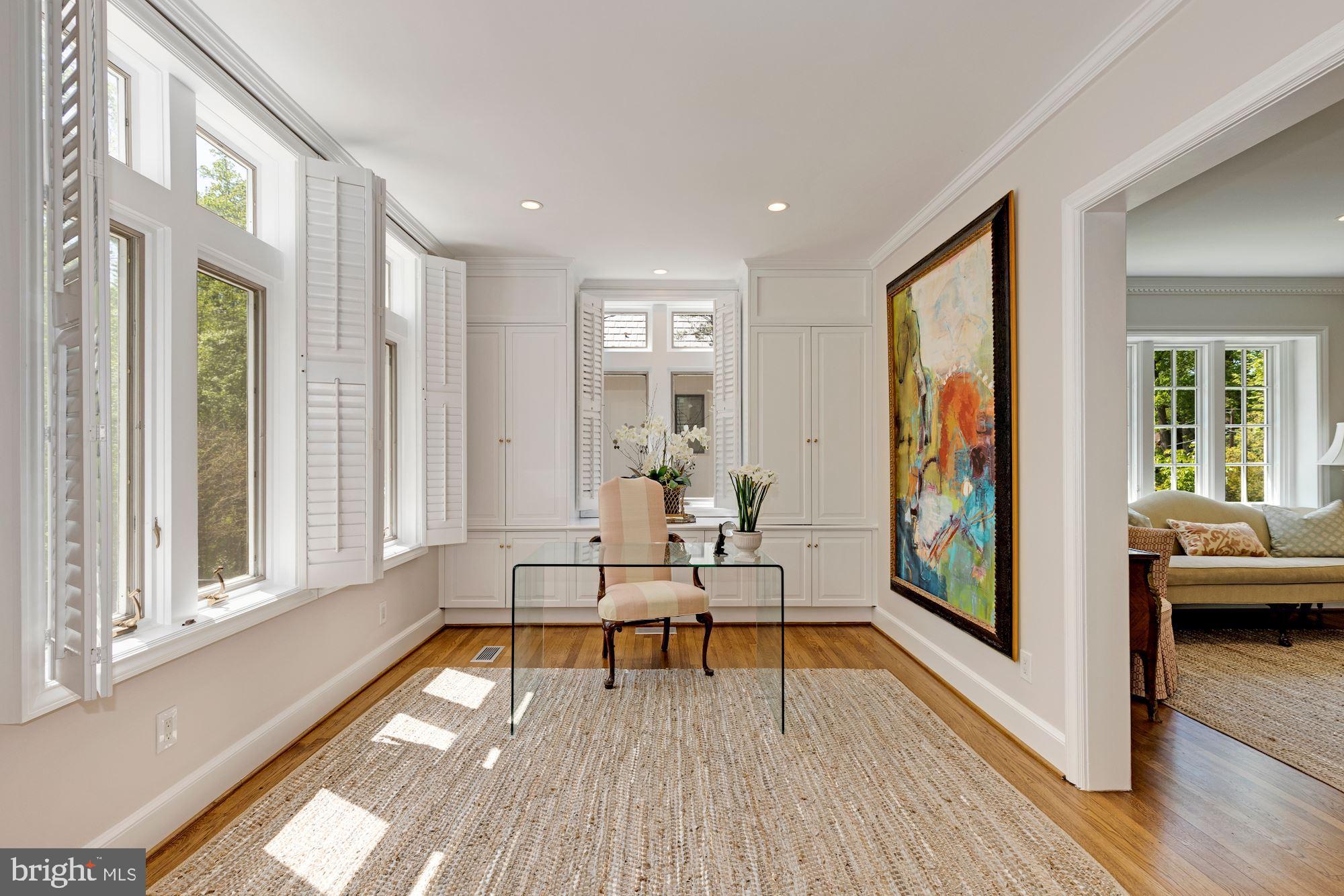 WESLEY HEIGHTS - Residential