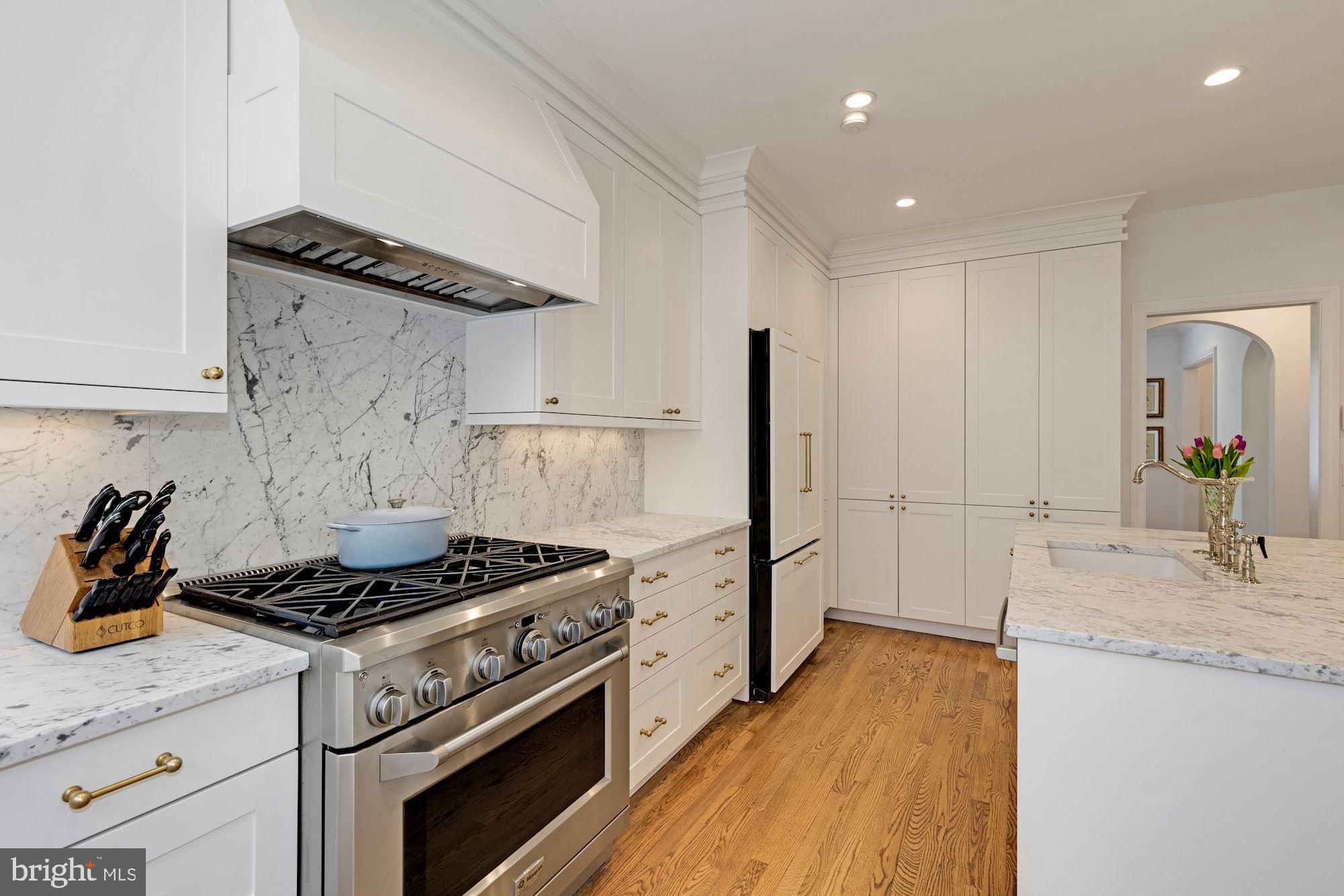 WESLEY HEIGHTS - Residential