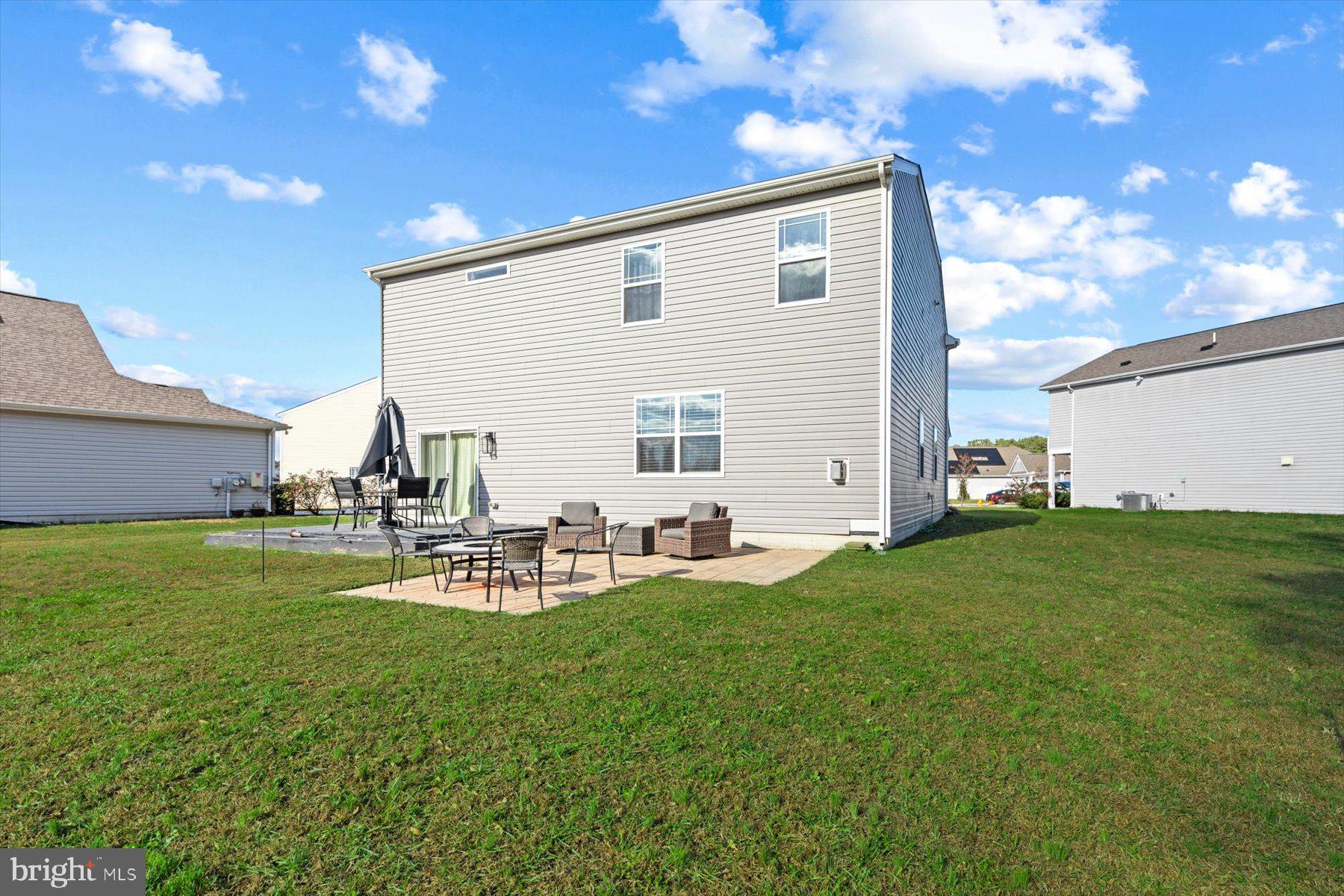 HUNTER'S CREST - Residential