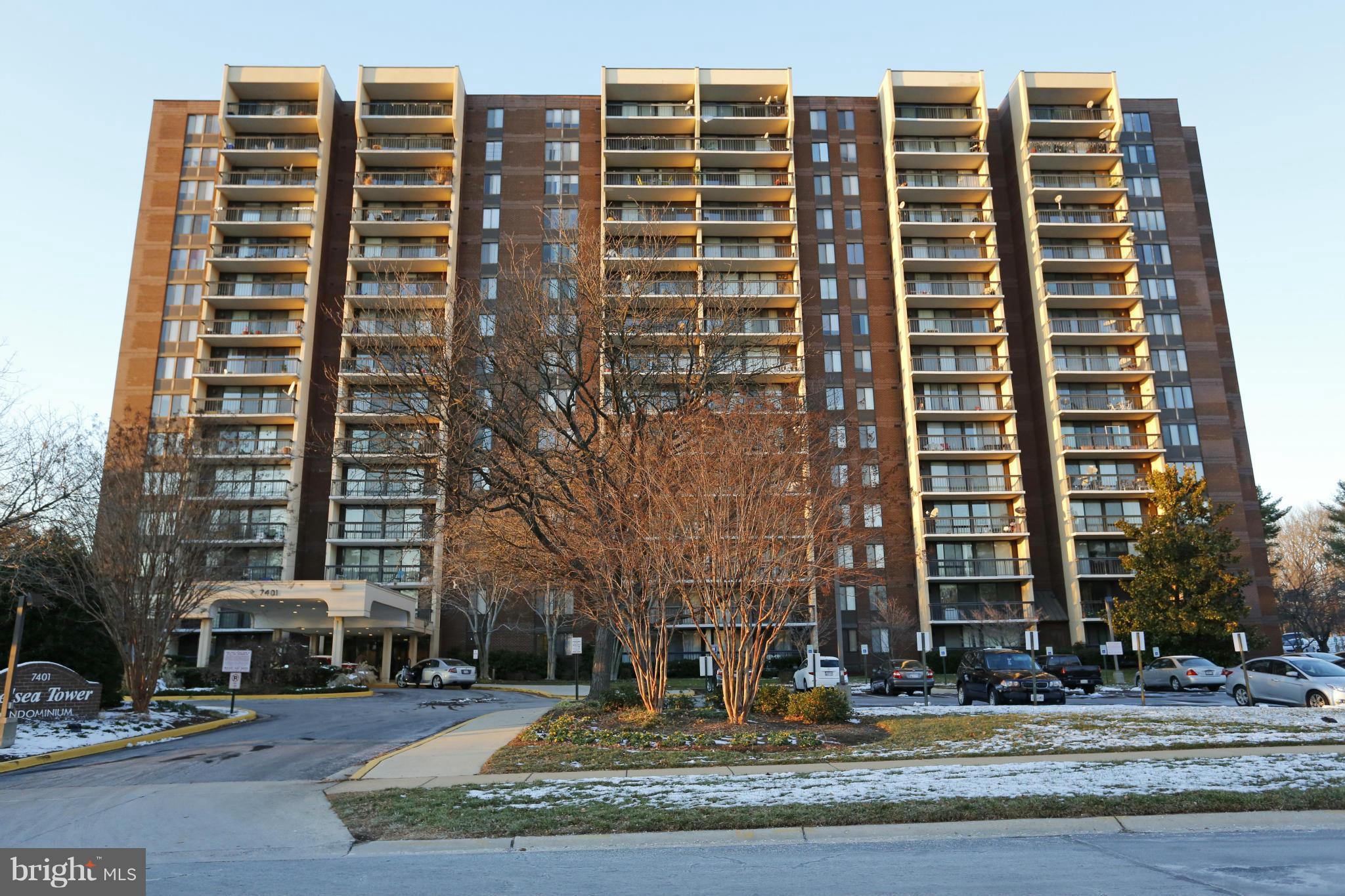 Big 1-BR unit in a full-service condo building. Remodeled KT & bath. Wide-plank hdwd floors in LR & BR, ceramic time floor in KT. Balcony. Two parking permits. Unit located close to elevator & laundry rm. 24-hr concierge, pool, tennis court, gym, party room. Walk to Westfield Montgomery Mall. A short distance to Rt. 270 & N. Virginia. Ride-on bus to Navy, NIH & Walter Reed. Available immediately.