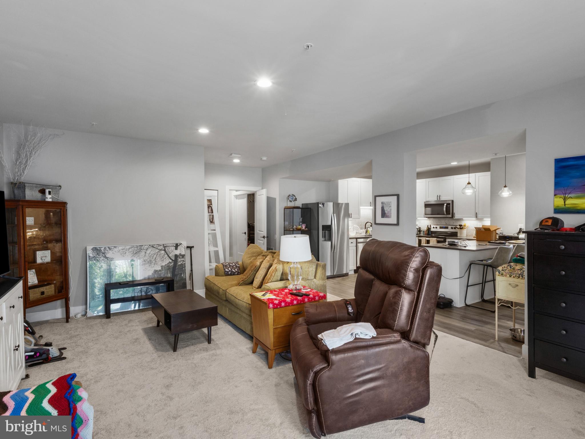 MIKLASZ PROPERTY - Residential