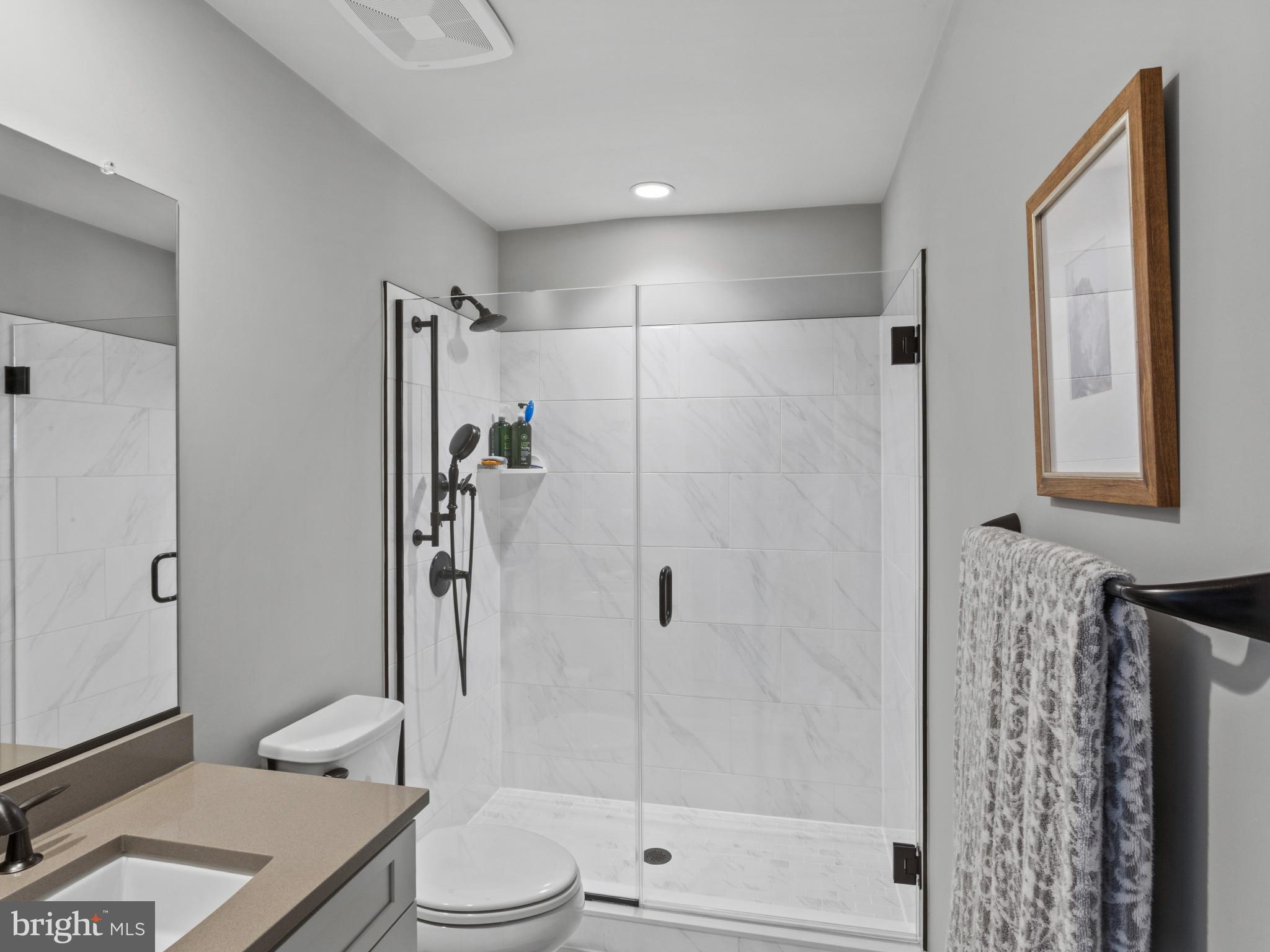 MIKLASZ PROPERTY - Residential