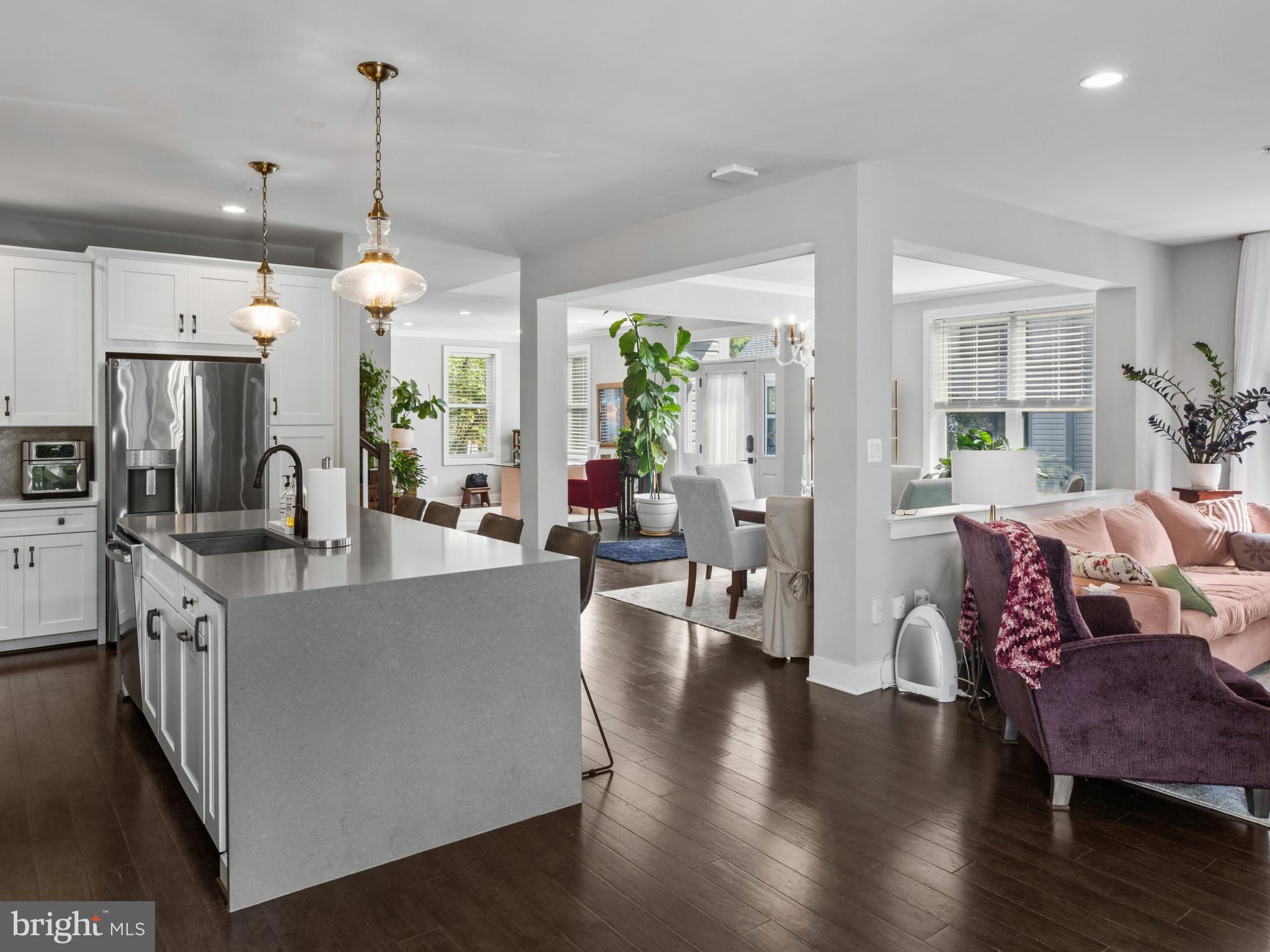 MIKLASZ PROPERTY - Residential