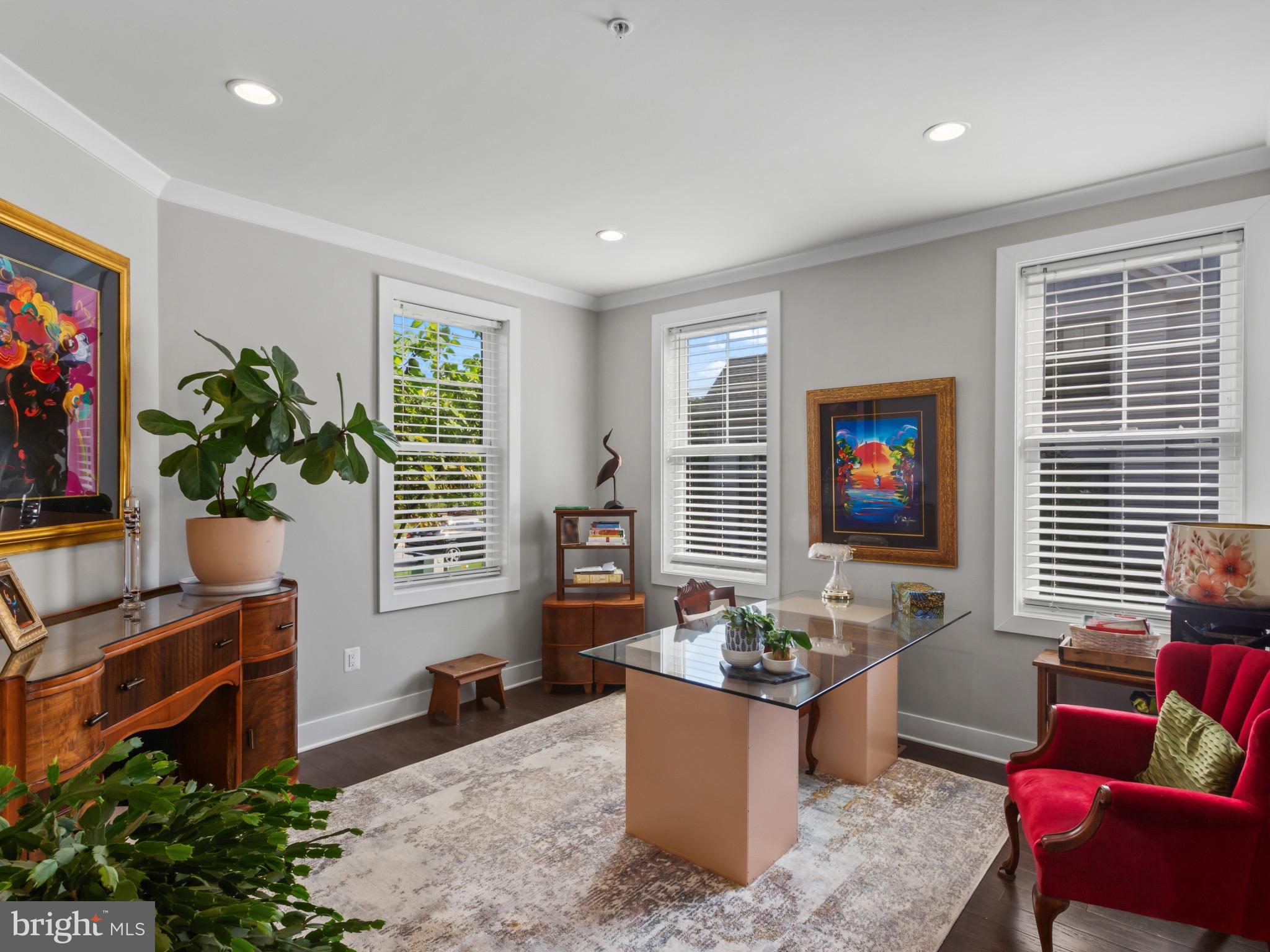 MIKLASZ PROPERTY - Residential