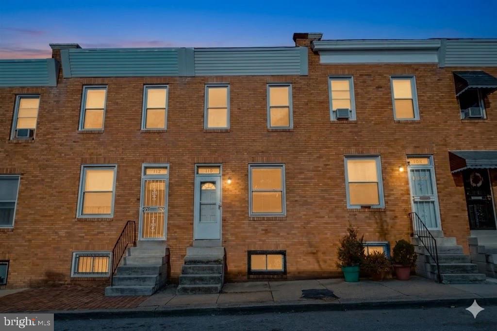 BROADWAY EAST - Residential