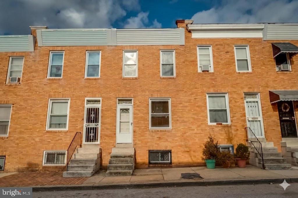 BROADWAY EAST - Residential