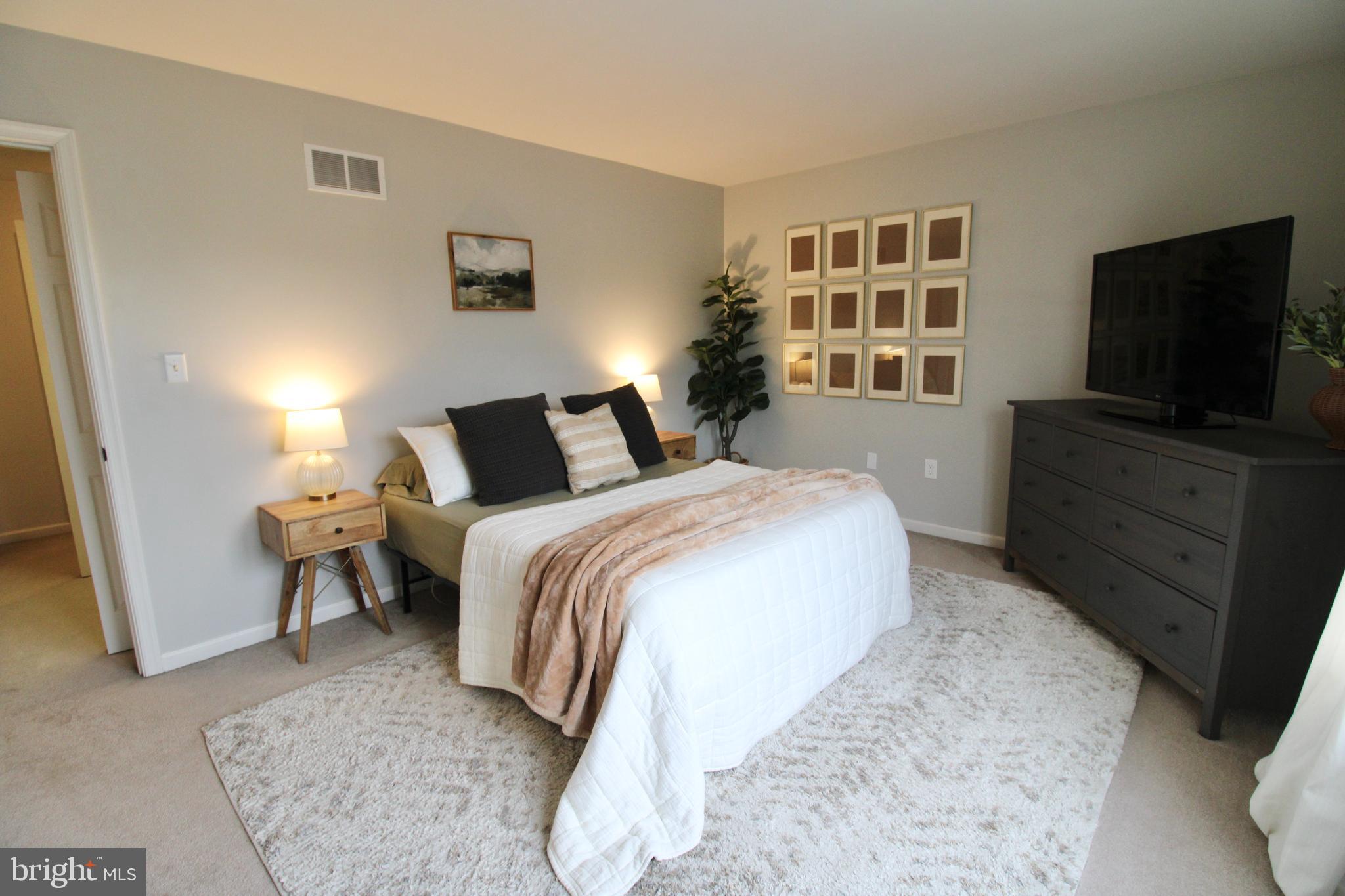 DEERFIELD - Residential