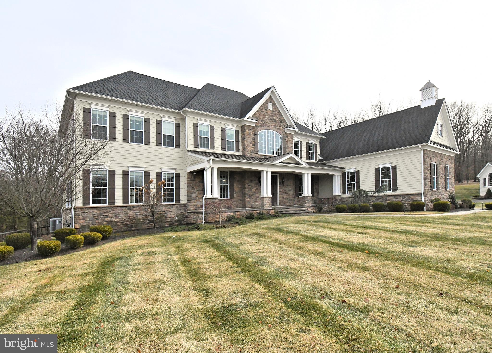 DUTCHESS FARM ESTS - Residential