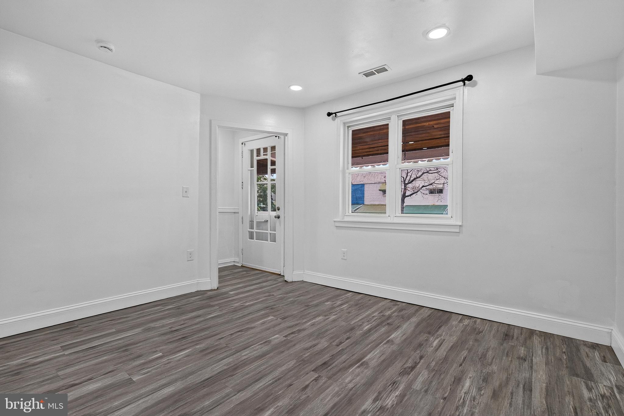 BROOKLYN - Residential