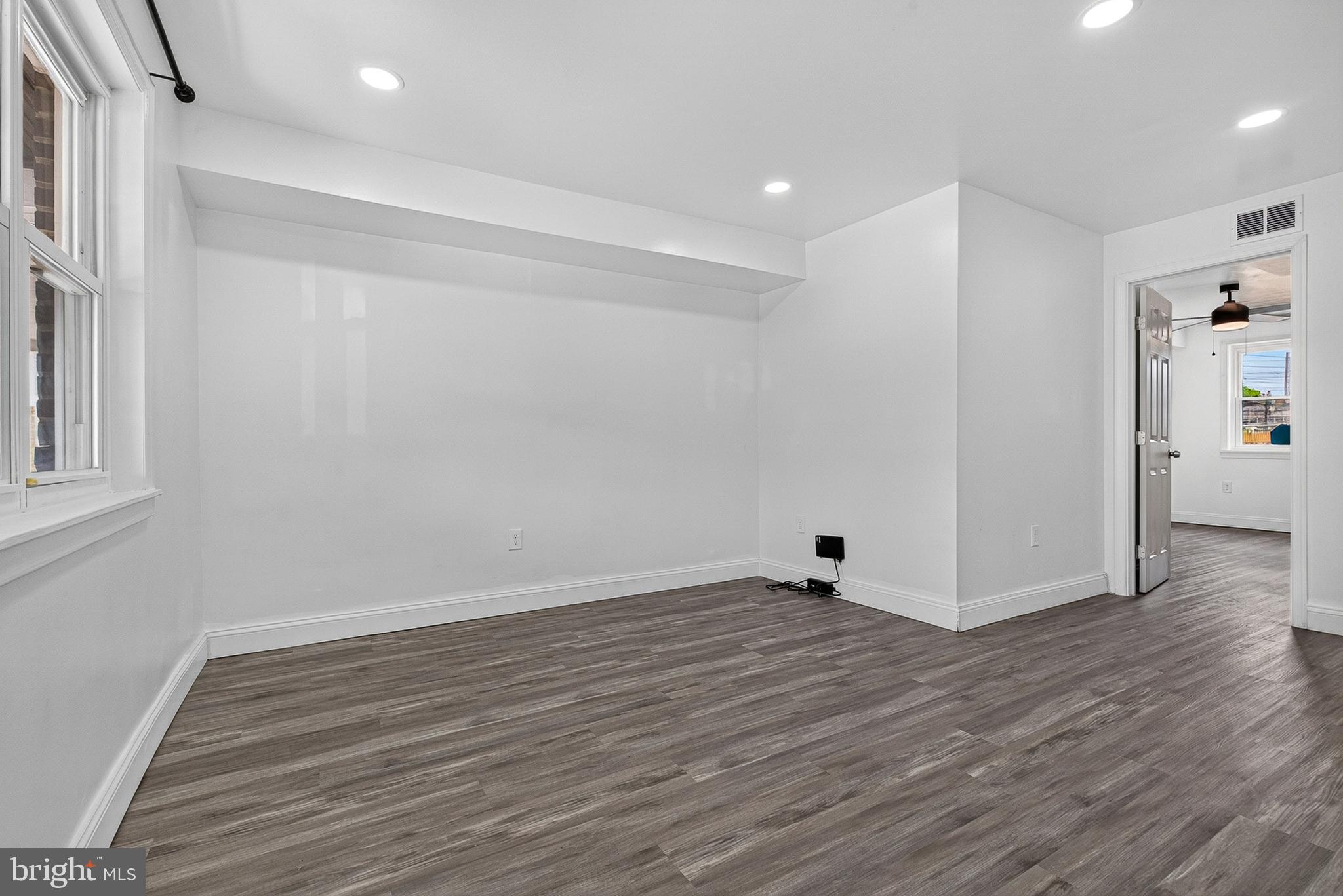 BROOKLYN - Residential