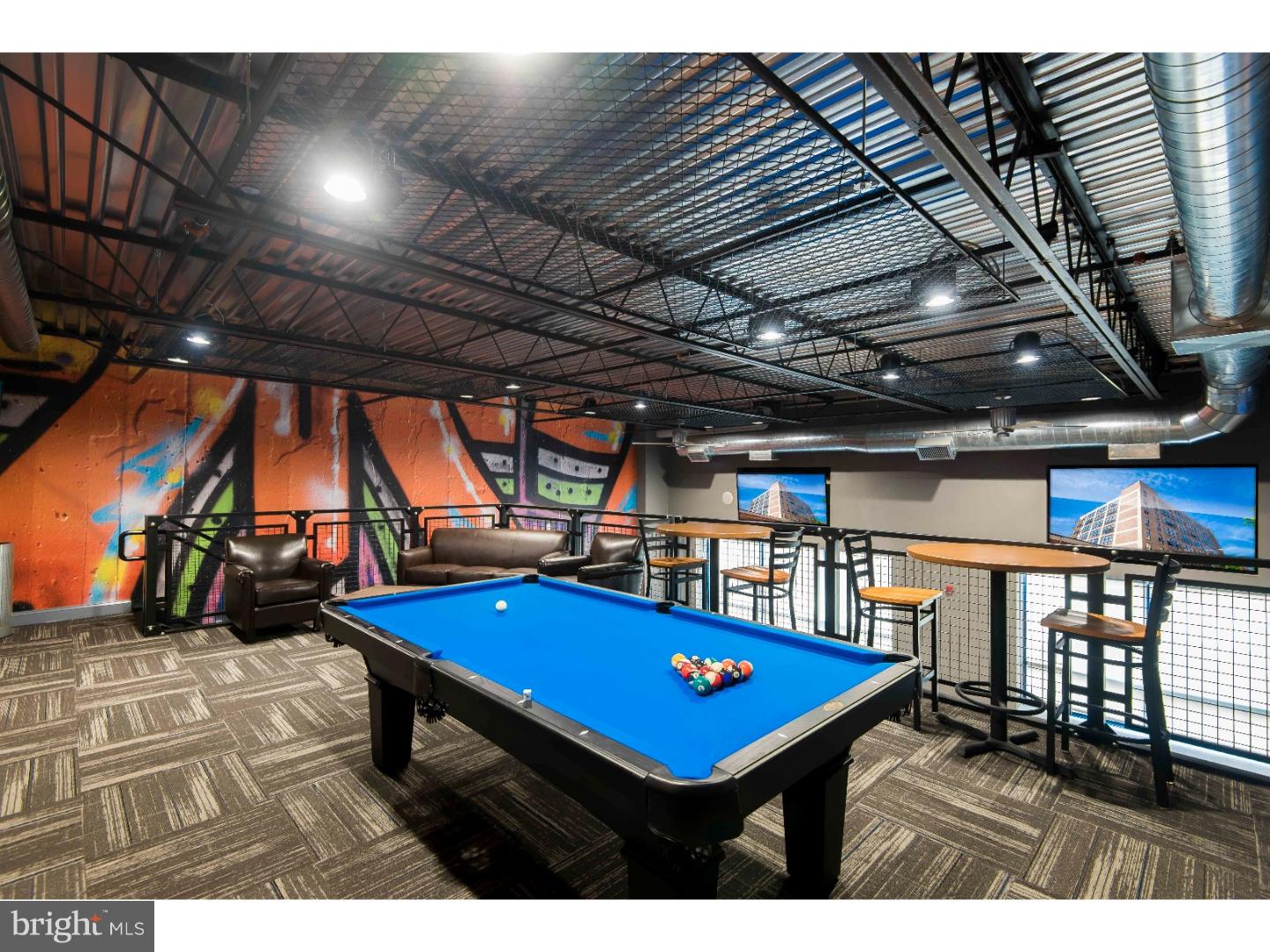 ART MUSEUM AREA - Residential Lease
