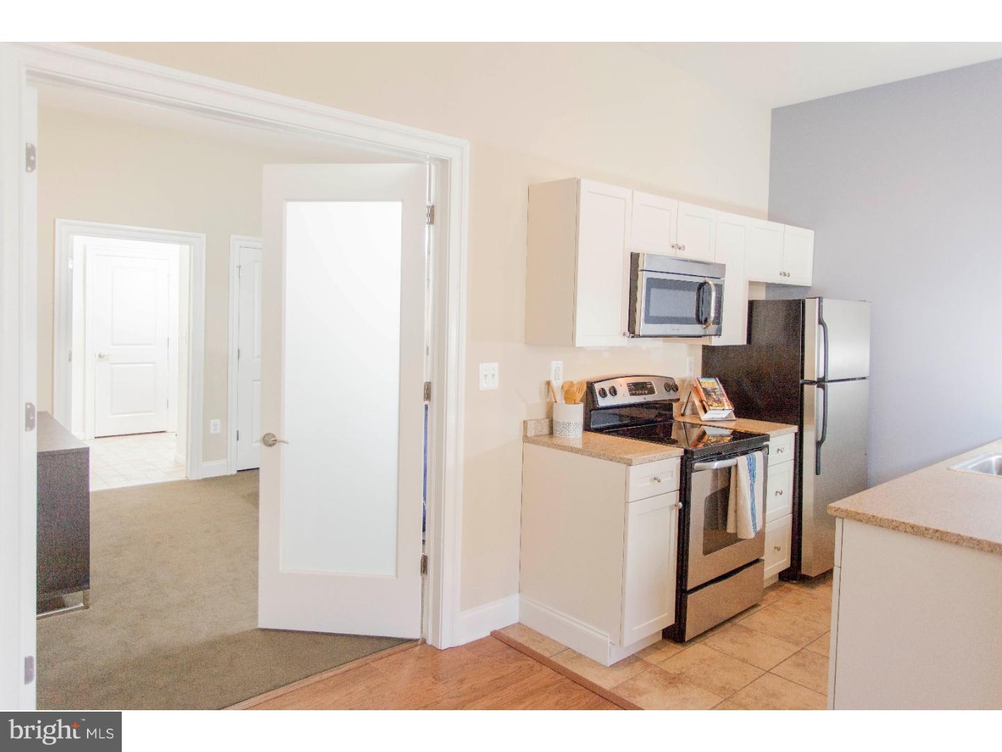 ART MUSEUM AREA - Residential Lease