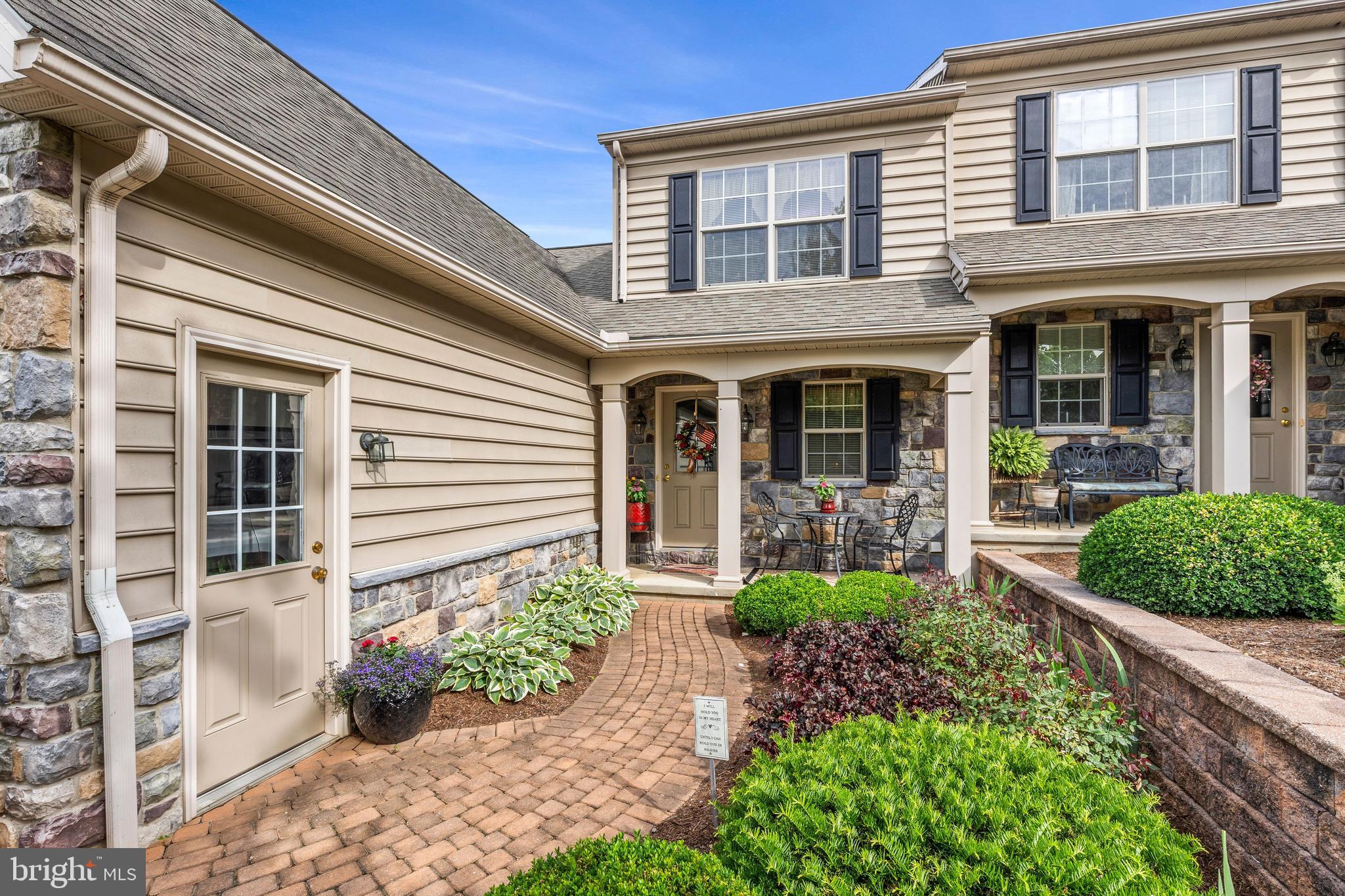 SOUTHERN VILLAGE - Residential