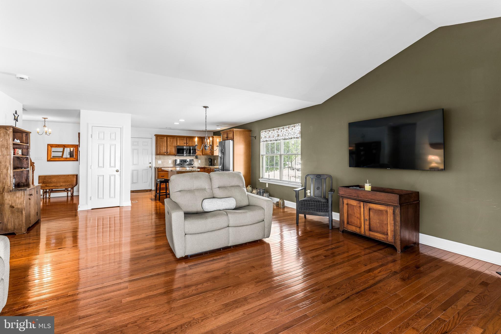 SOUTHERN VILLAGE - Residential