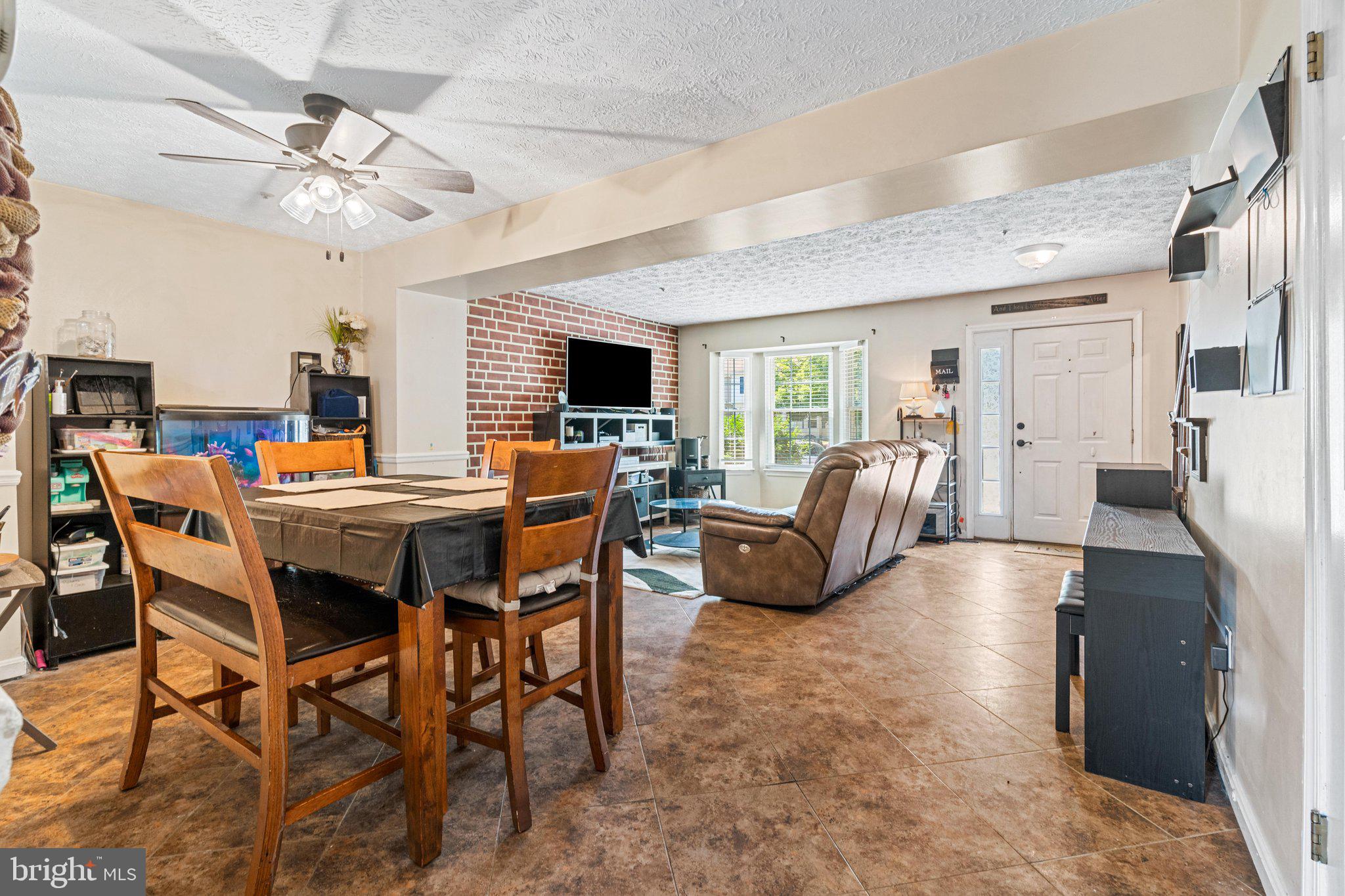 AVONDALE RUN - Residential