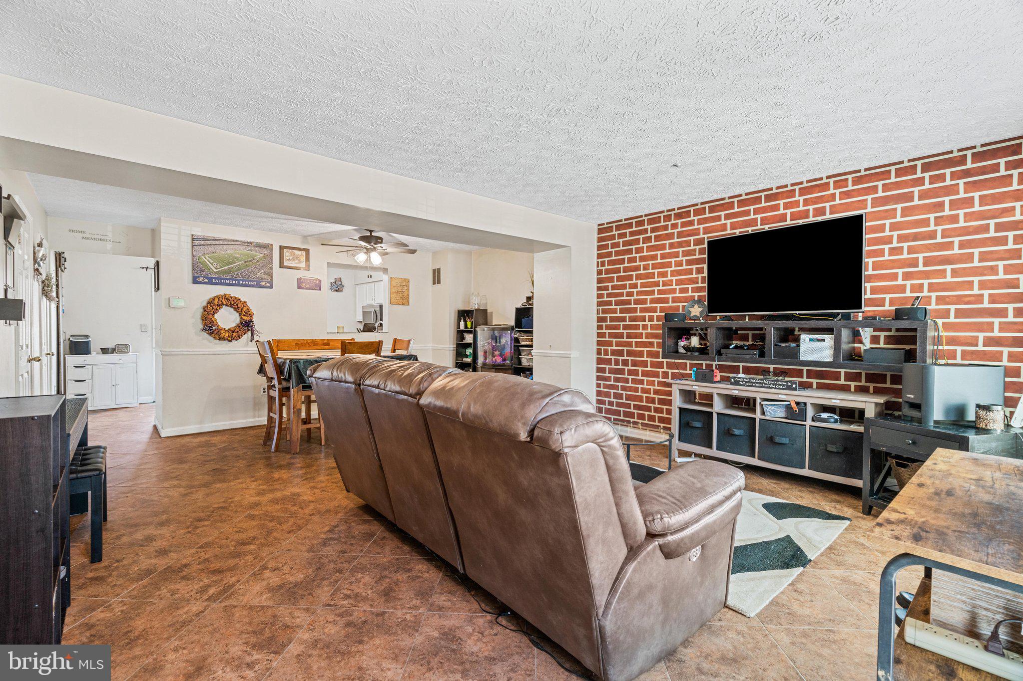 AVONDALE RUN - Residential