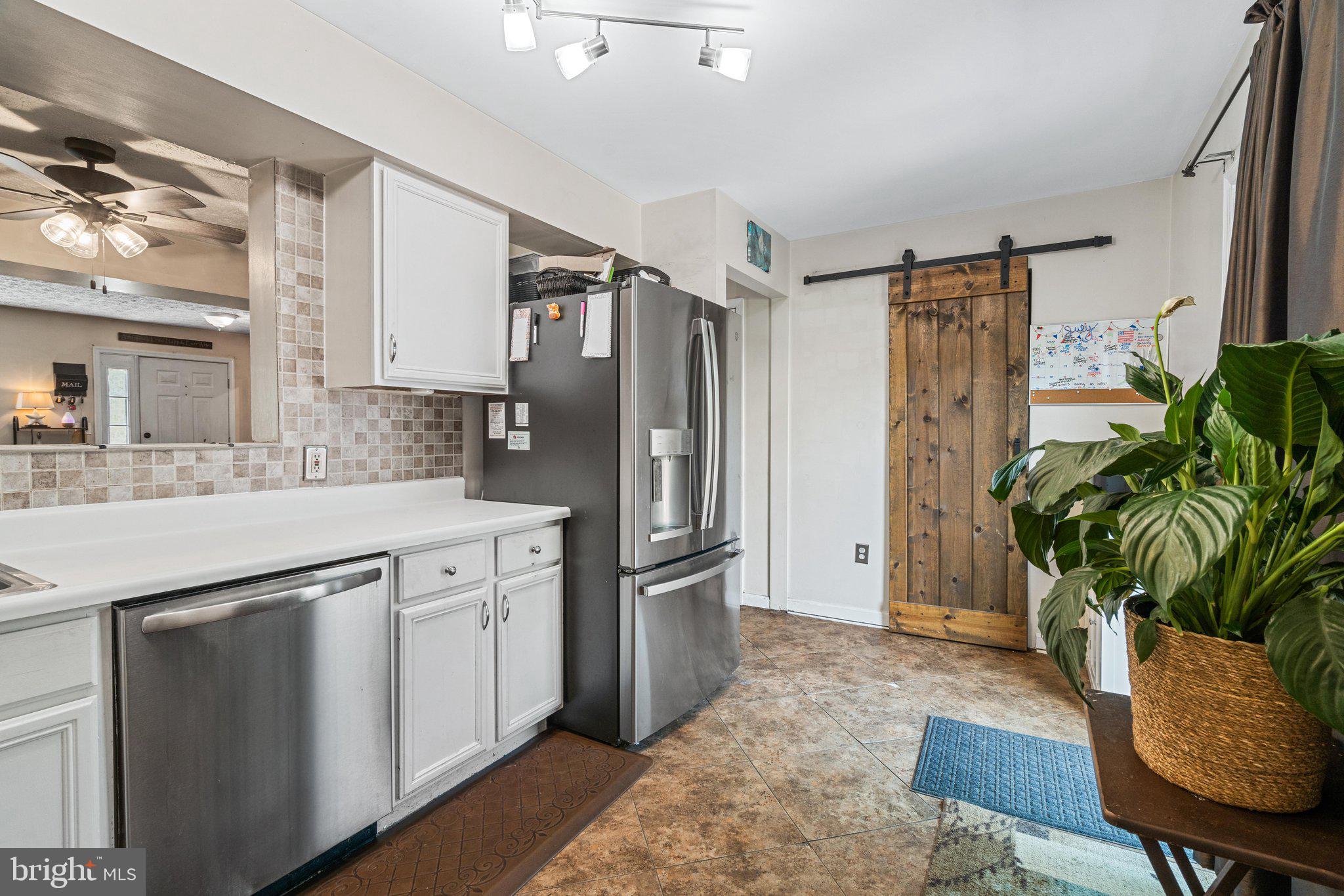 AVONDALE RUN - Residential
