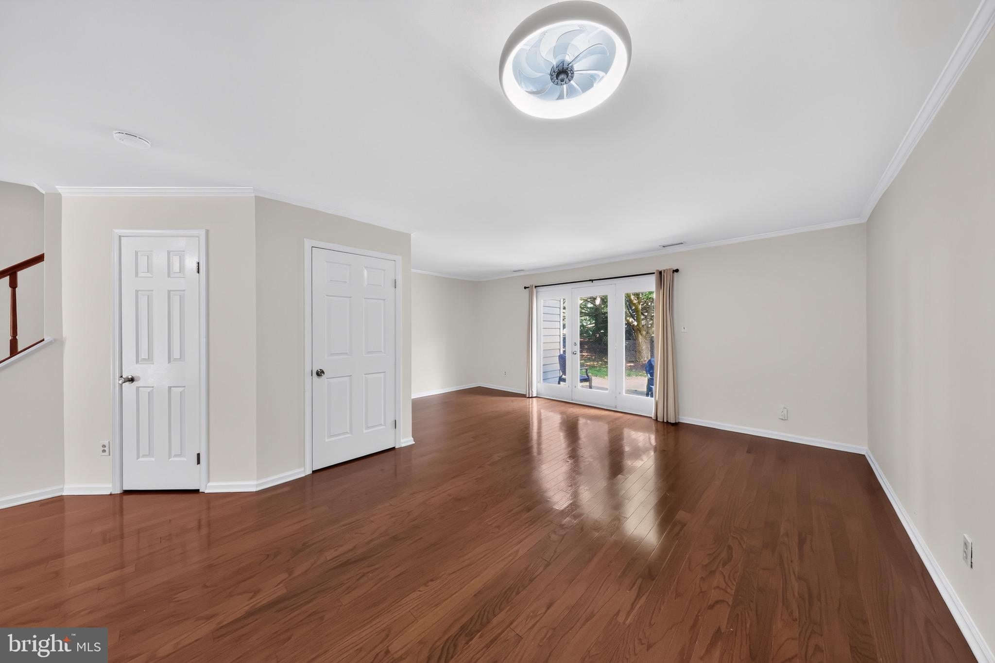 SPRINGHILL FARM - Residential
