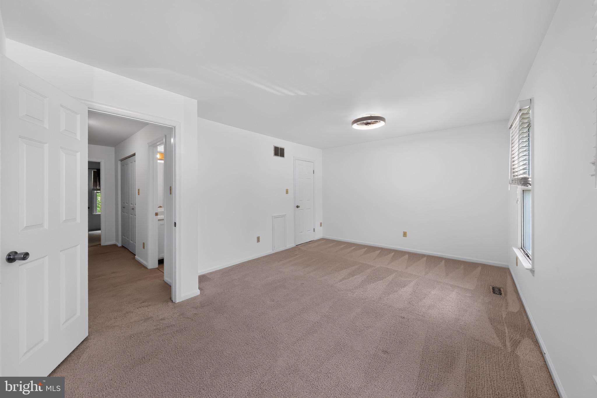 SPRINGHILL FARM - Residential