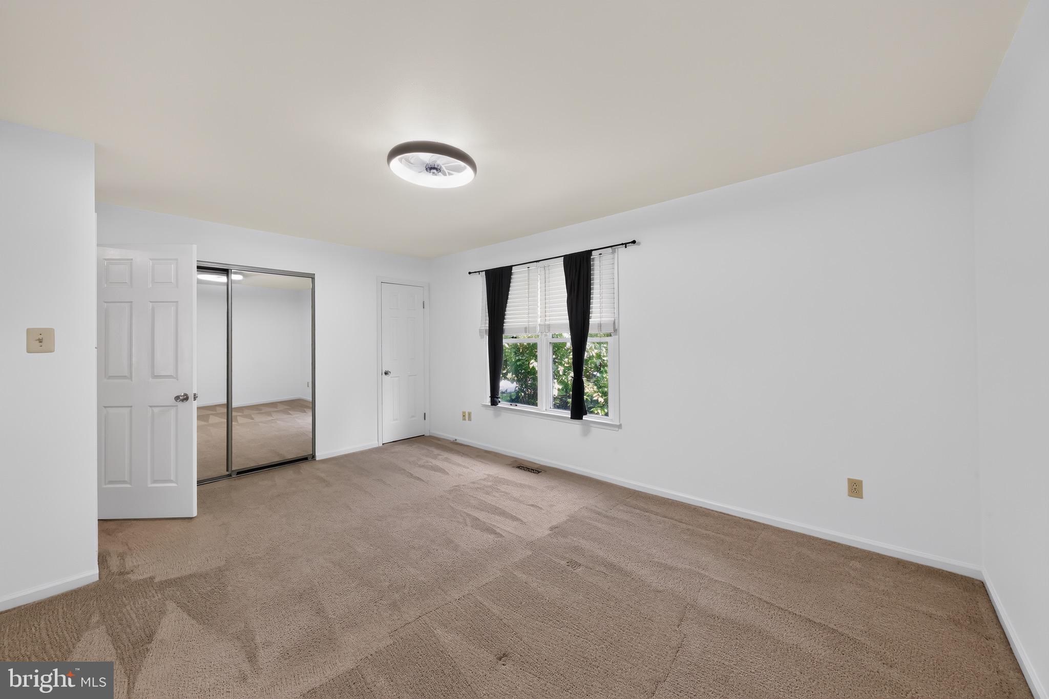 SPRINGHILL FARM - Residential