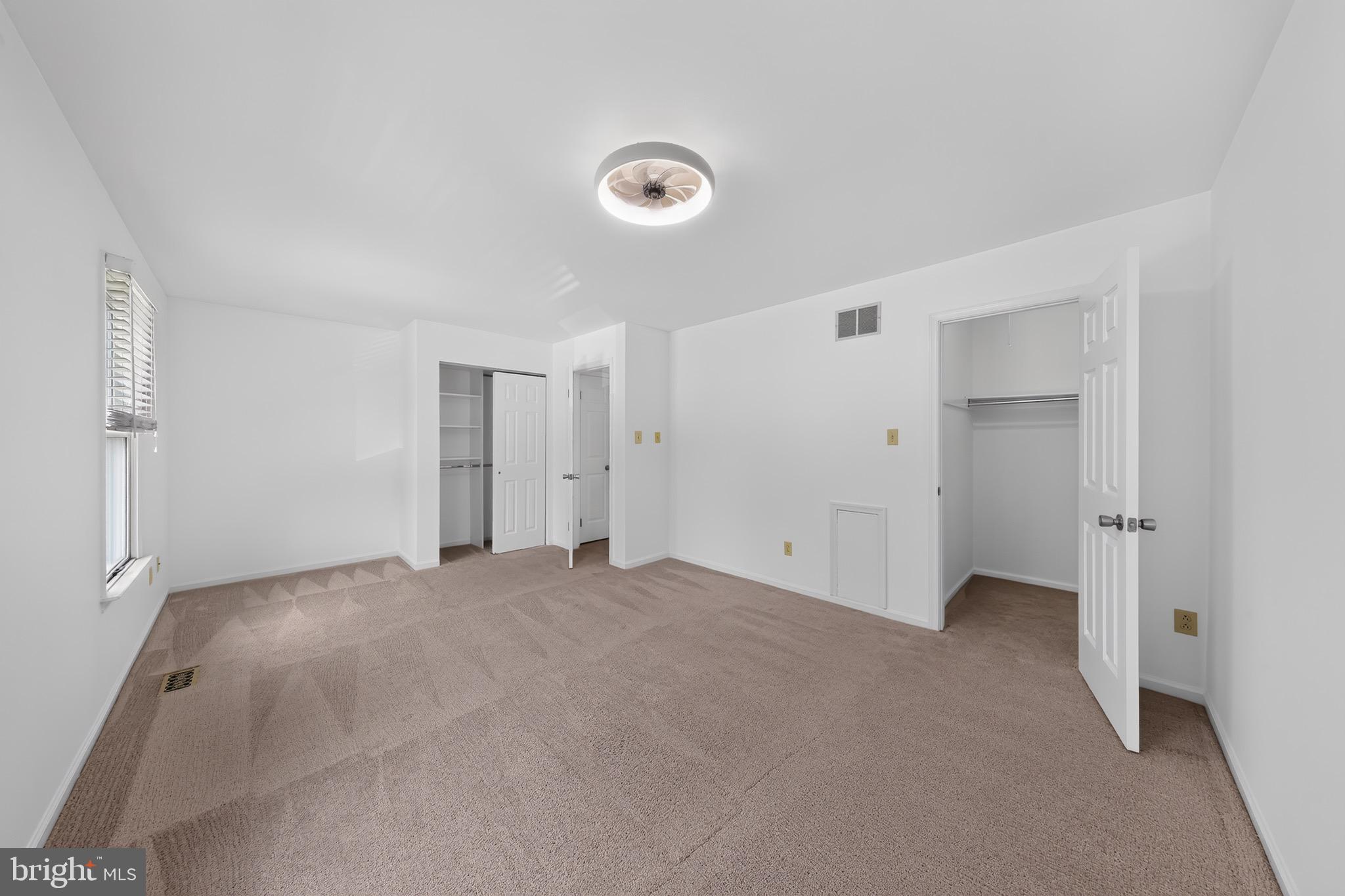 SPRINGHILL FARM - Residential
