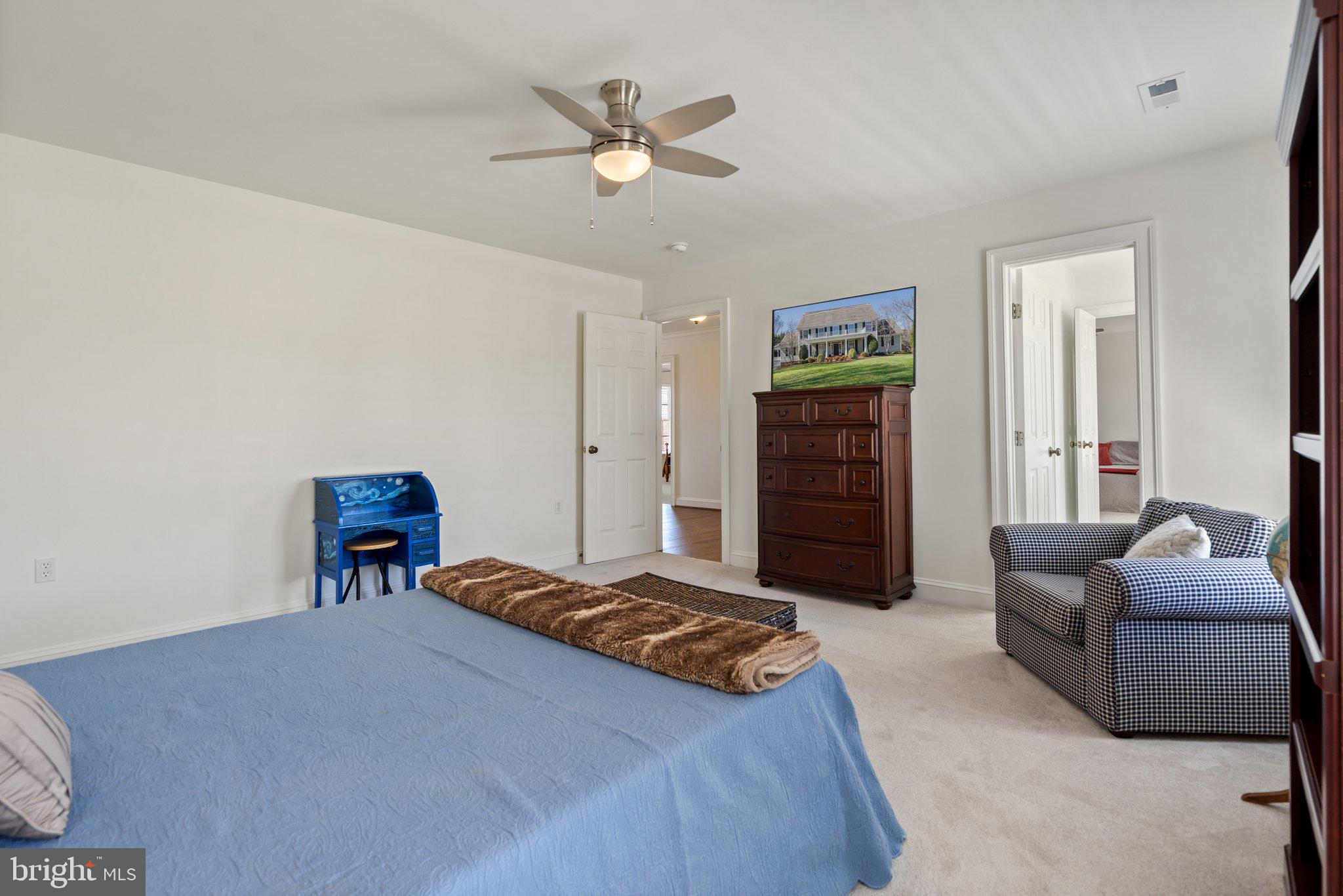 CLAIRMONT MANOR - Residential
