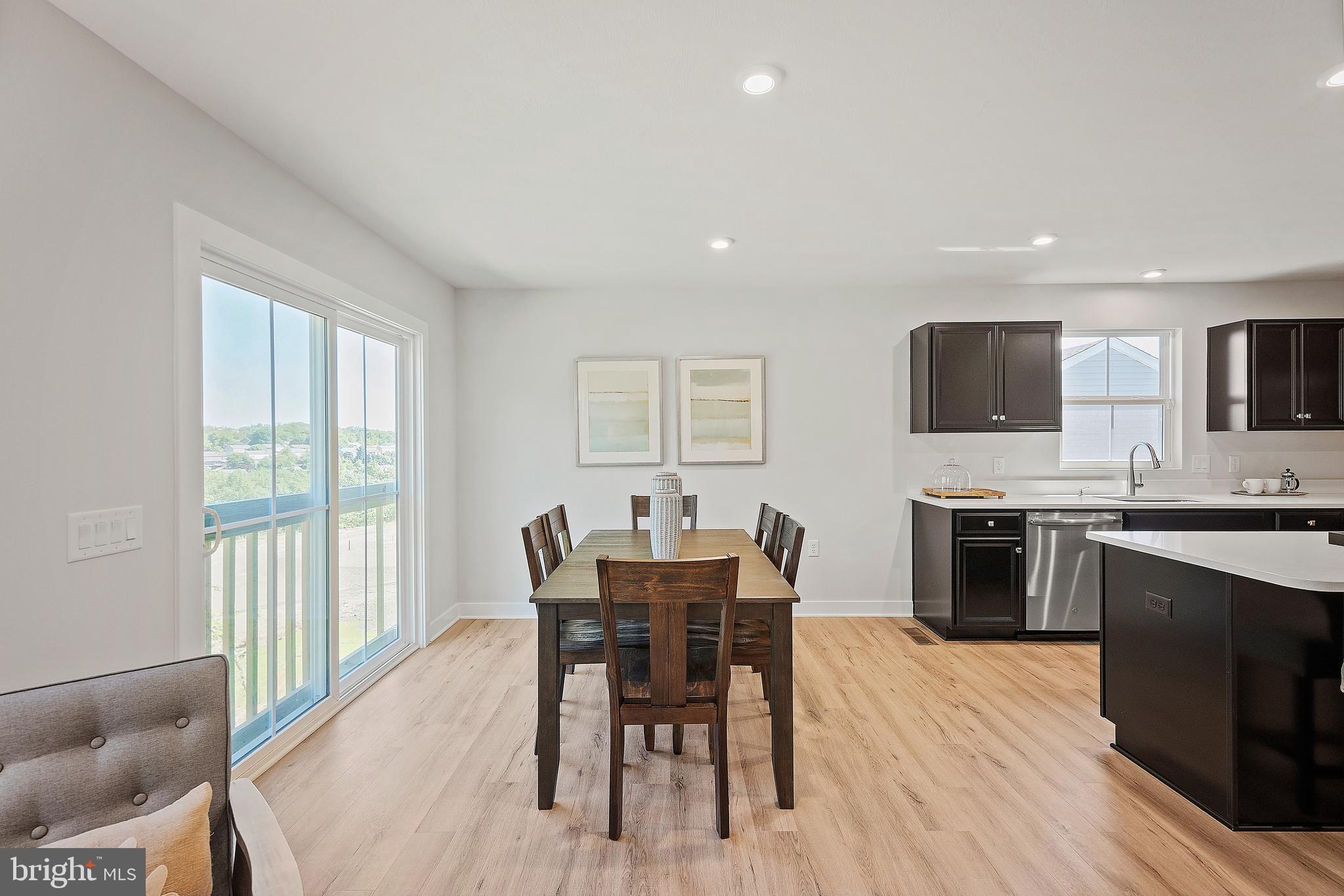 ARCADIA NORTH - Residential