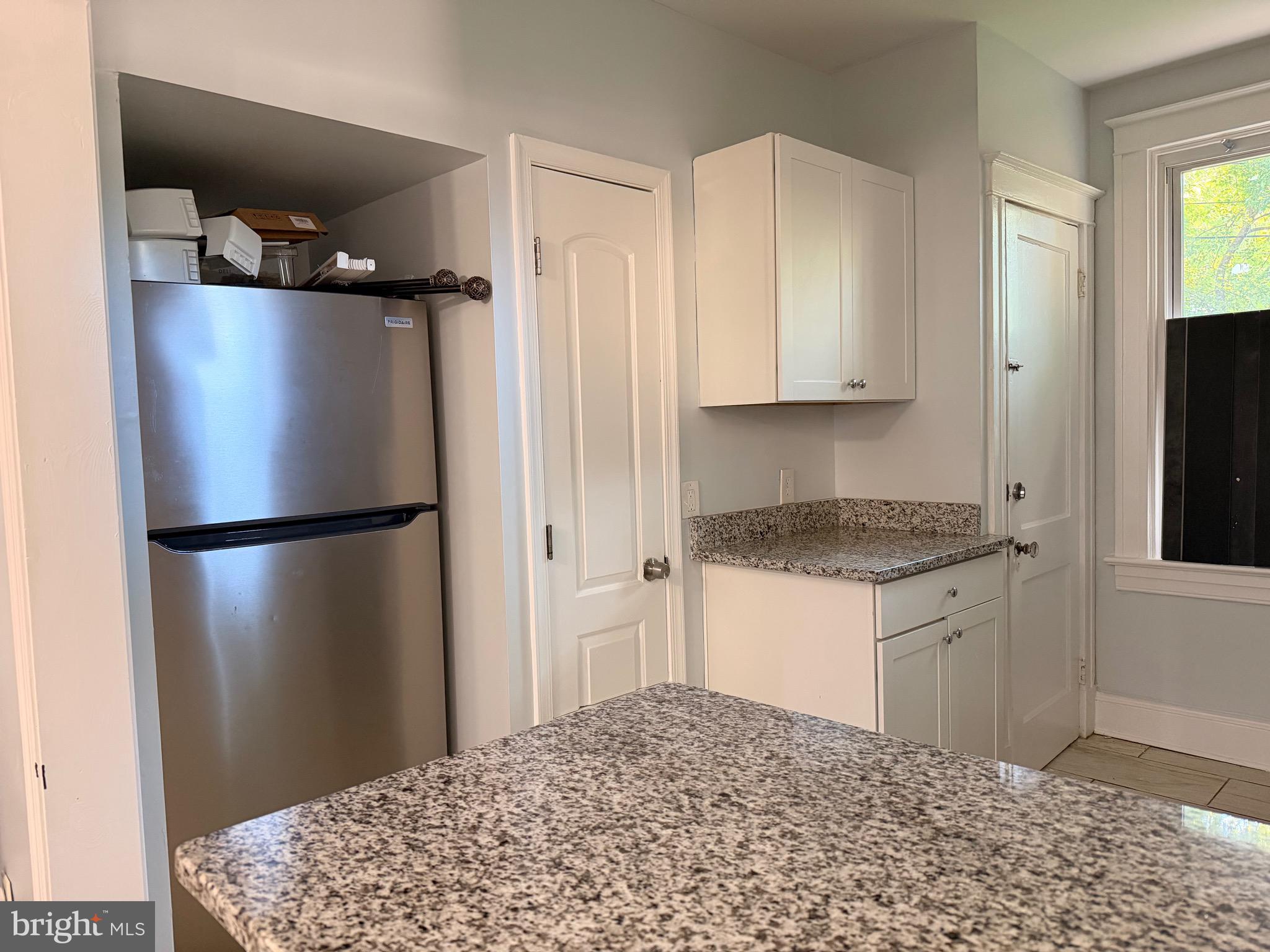FRANKFORD - Residential