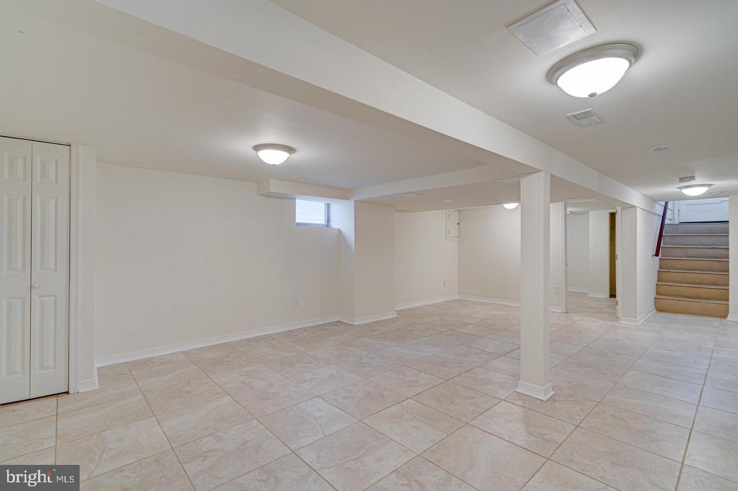 FRANKFORD - Residential