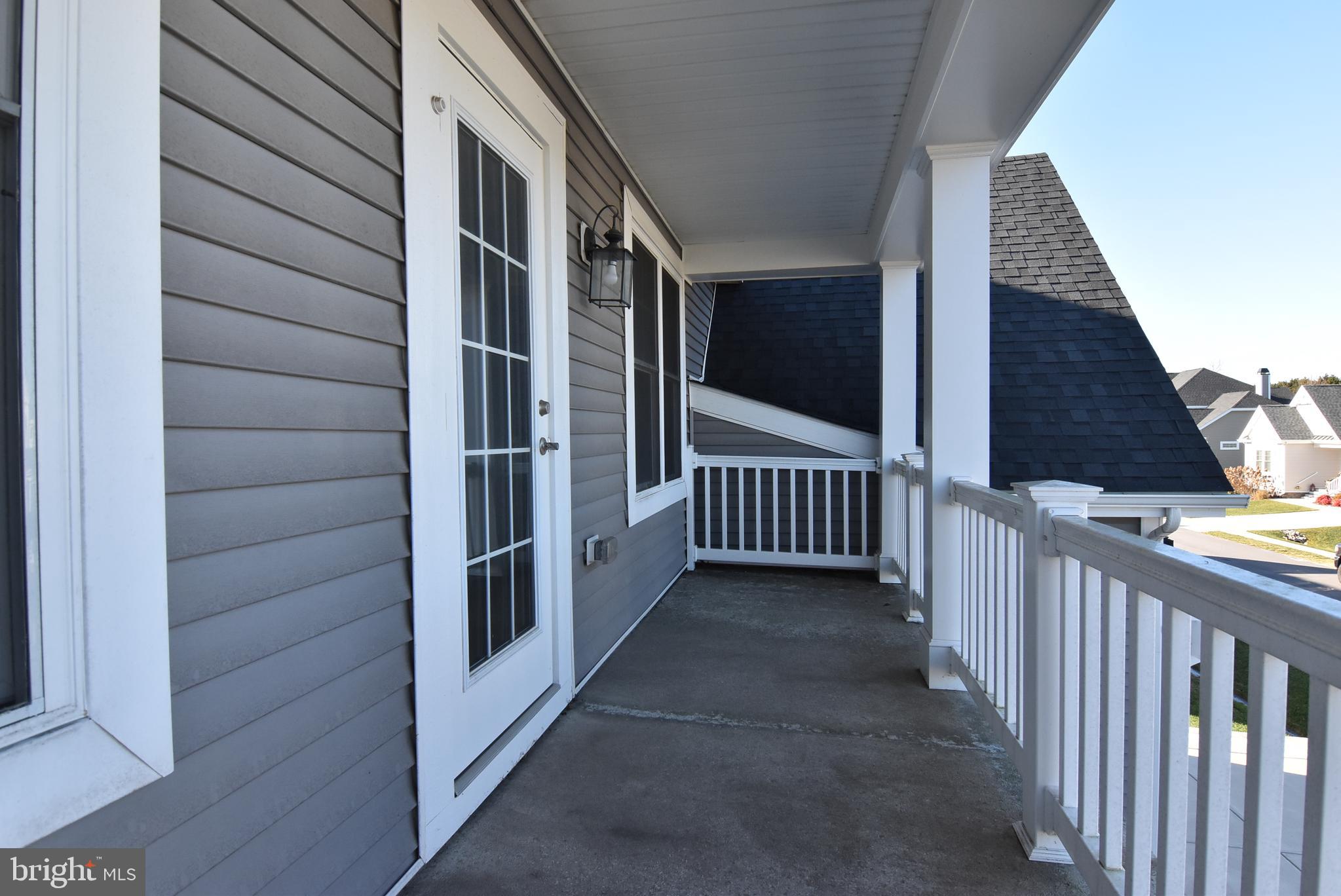SAWGRASS AT WHITE OAK CREEK - Residential