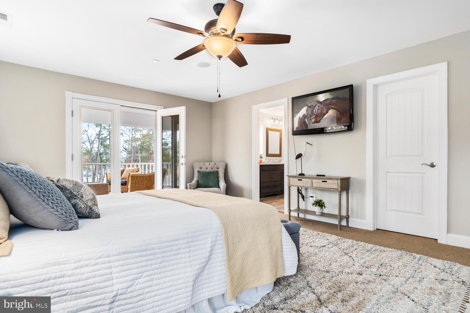COVE CREEK CLUB - Residential
