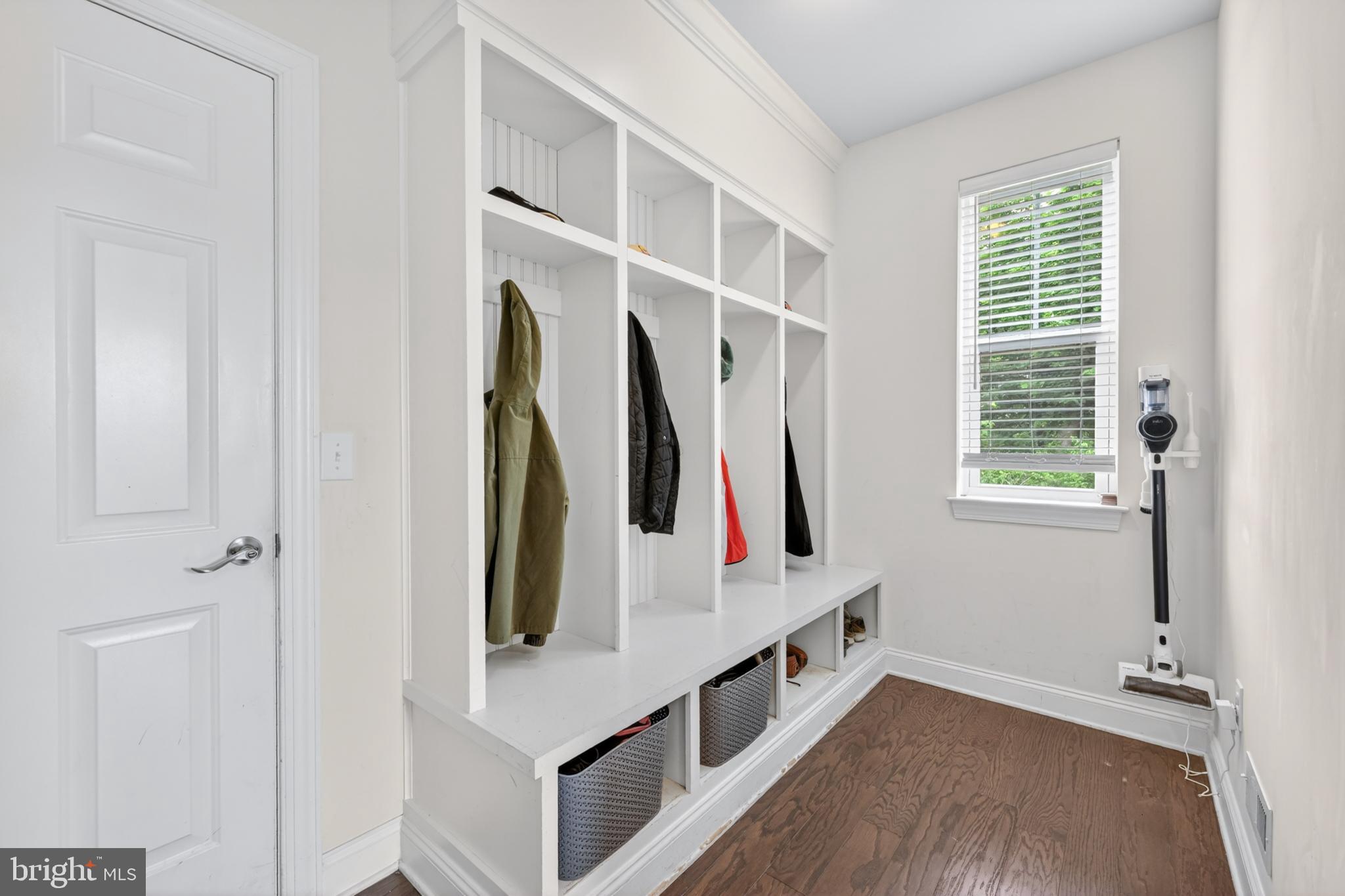 HIDDEN MDWS - Residential