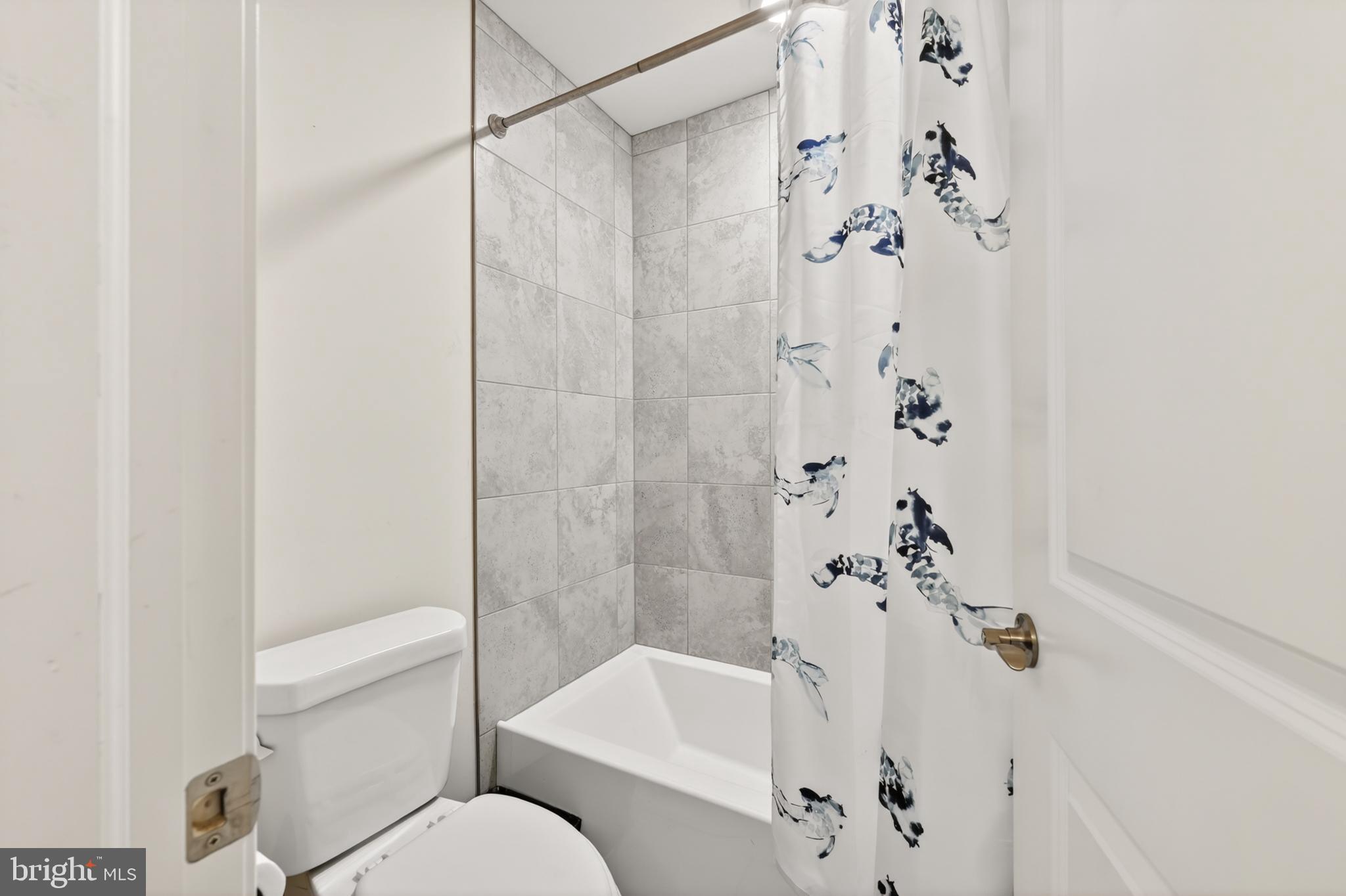 HIDDEN MDWS - Residential