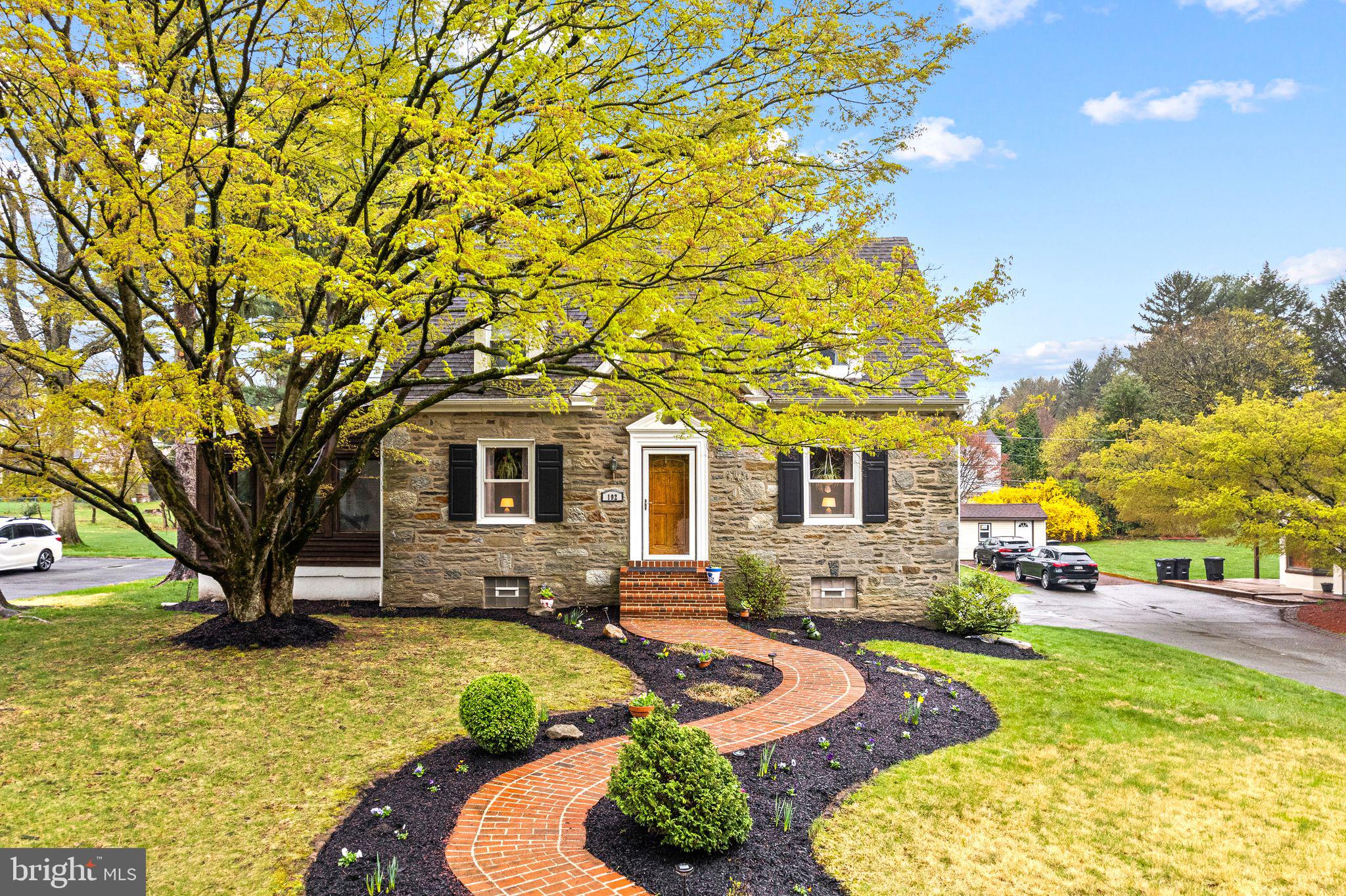 HUNTINGDON VALLEY - Residential